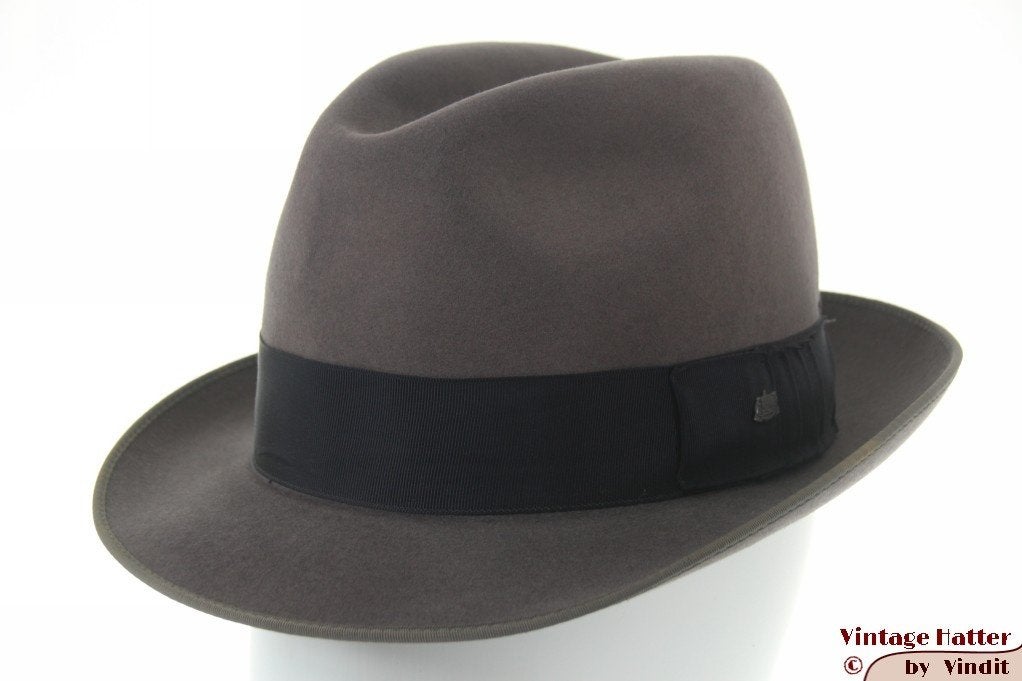 Vintage Gleufhoed Stetson Royal grijs vilt 56, Kleding | Heren, Stetson Royal, Hoed, Ophalen of Verzenden, 57 cm (M, 7⅛ inch) of minder