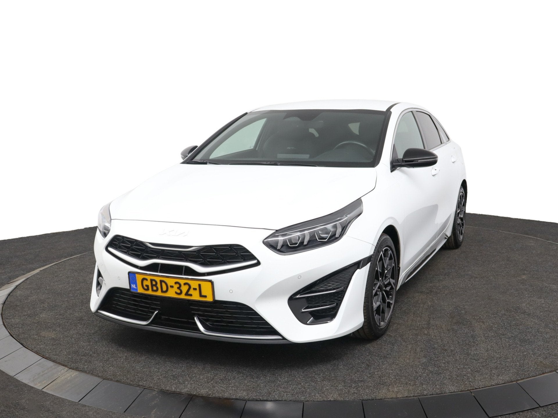 Kia ProCeed 1.5 T-GDi GT-Line Automaat - Apple Carplay/Andro, 1325 kg, Gebruikt, 4 cilinders, Met garantie (alle)