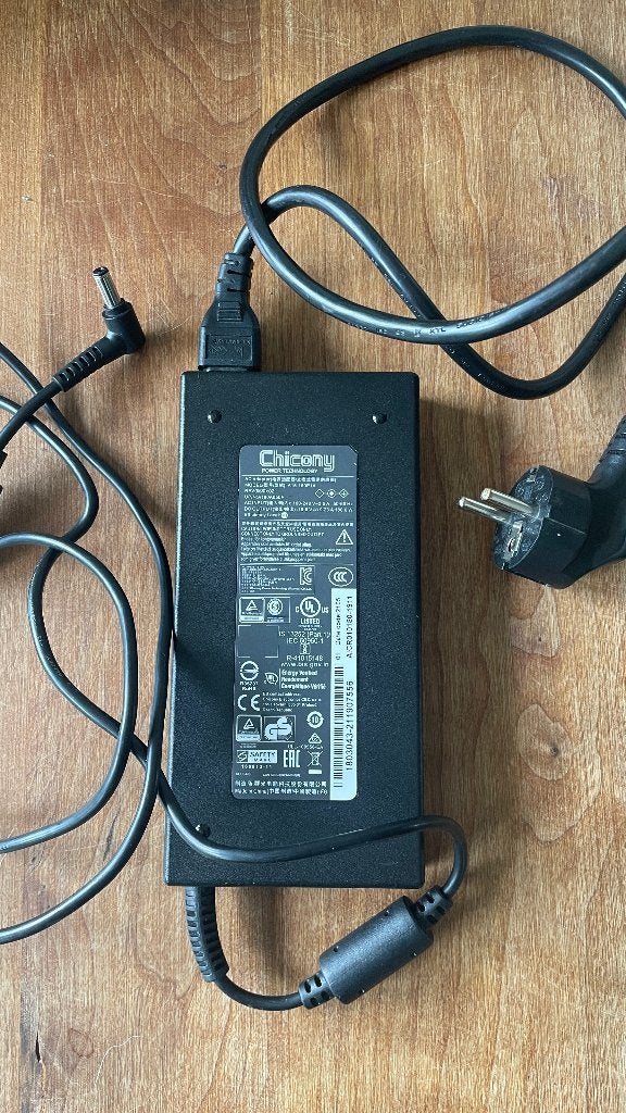 AC Adapter - Chiicony, Ophalen of Verzenden, Zo goed als nieuw