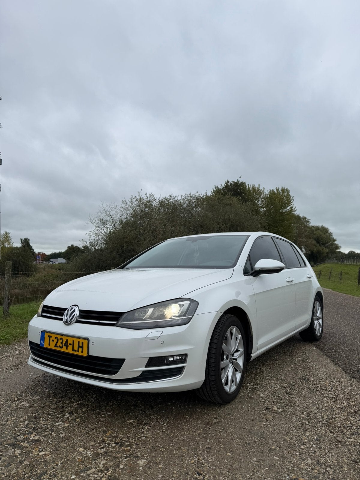 Volkswagen Golf R line  1.4 TSI 90KW DSG 2013 Wit, Auto's, 4 cilinders, Leder, 1171 kg, Hatchback