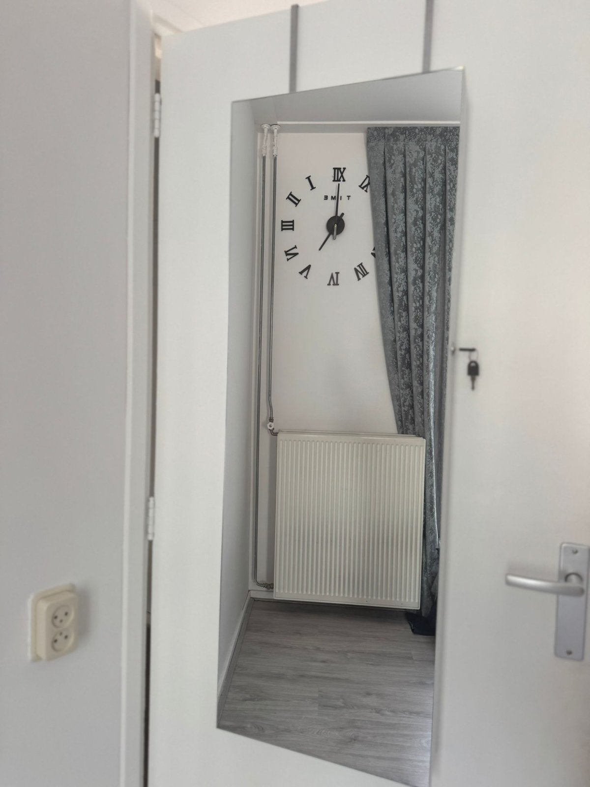 Spiegel met sieradenkast en LED-verlichting, Minder dan 50 cm, 100 tot 150 cm, Ophalen of Verzenden, Zo goed als nieuw