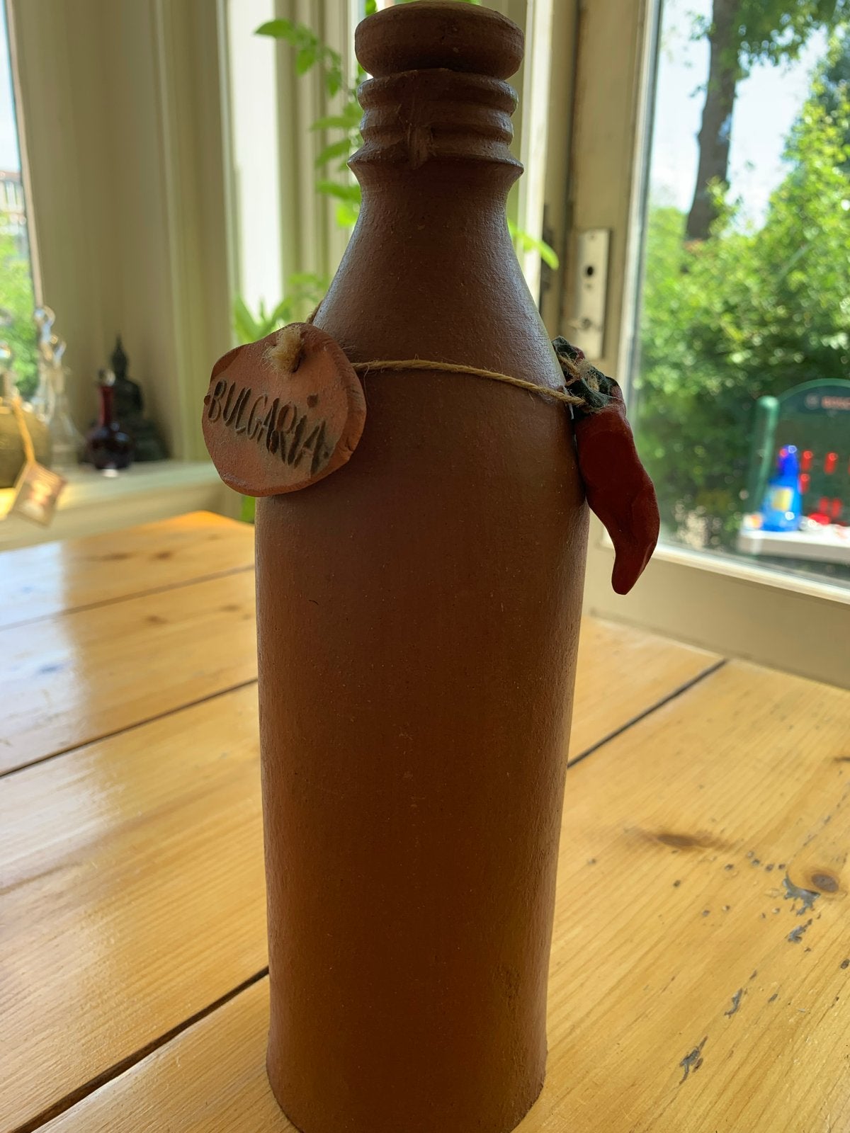 Aardewerk kruik uit Bulgarije - 28 cm hoog, Antiek en Kunst, Ophalen of Verzenden