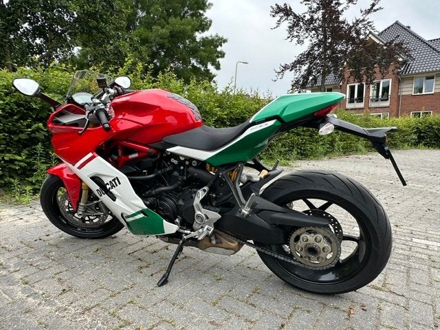 Ducati SuperSport S - Sportieve Italiaanse Schoonheid, Motoren, 2 cilinders, Motorrijbewijs A, Gebruikt, Meer dan 35 kW