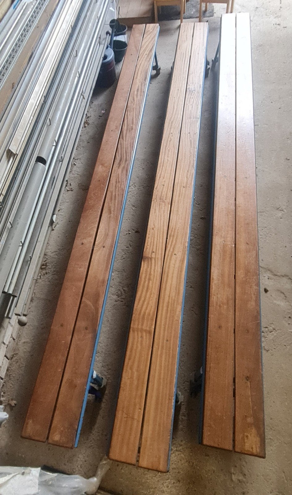 Gymbanken 2 stuks., Ophalen, Minder dan 75 cm, Zo goed als nieuw, Rechte bank
