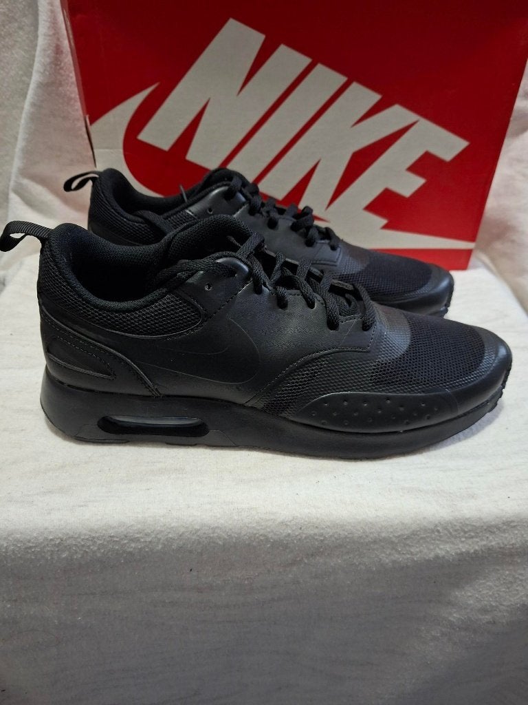 1709 NIEUW Nike Air Max Vision maat 43, Zwart, Nike, Nieuw, Ophalen of Verzenden