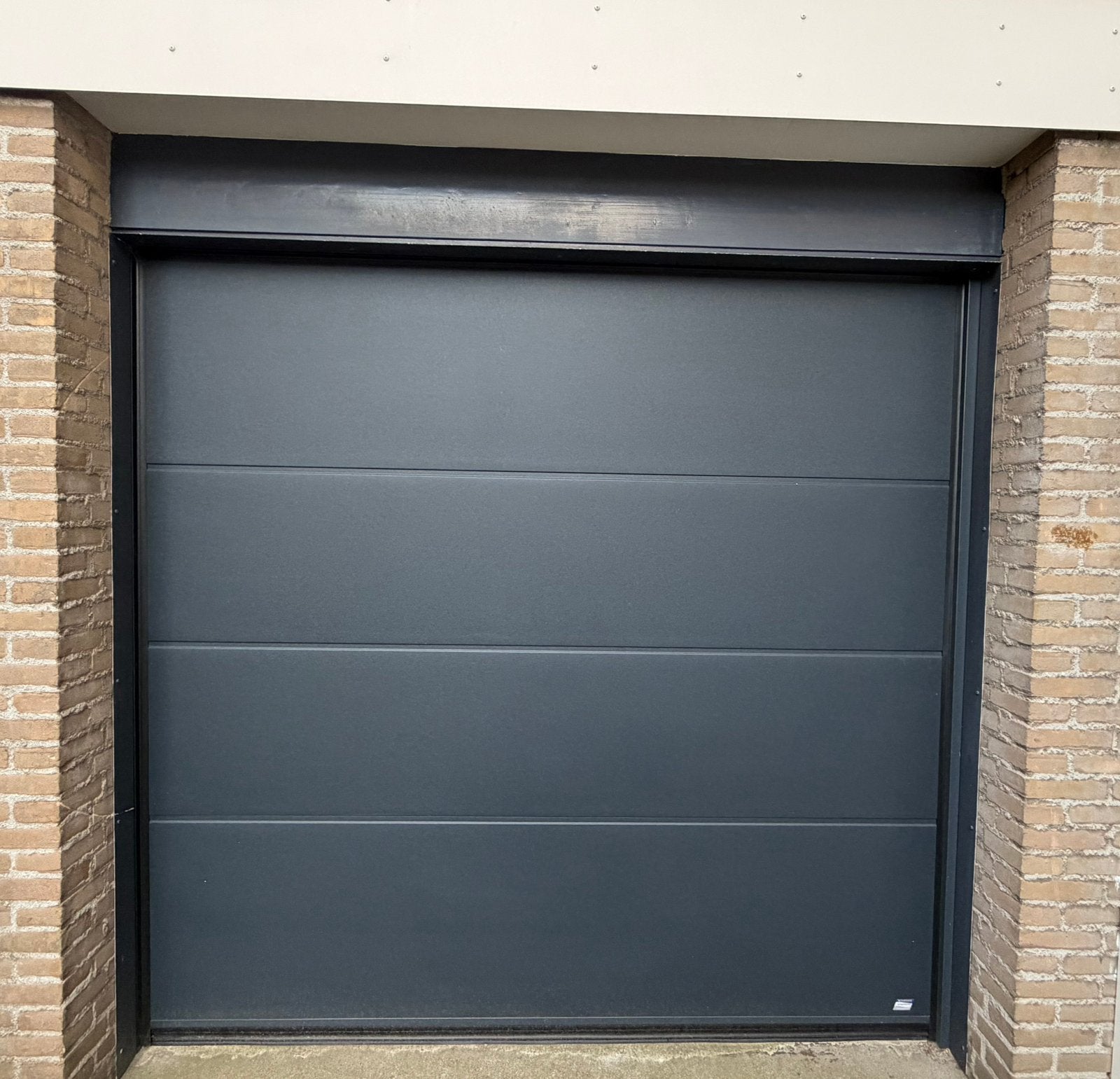 Novadoor garagedeur 2021, Ophalen, Kunststof, Garagedeur, Zo goed als nieuw
