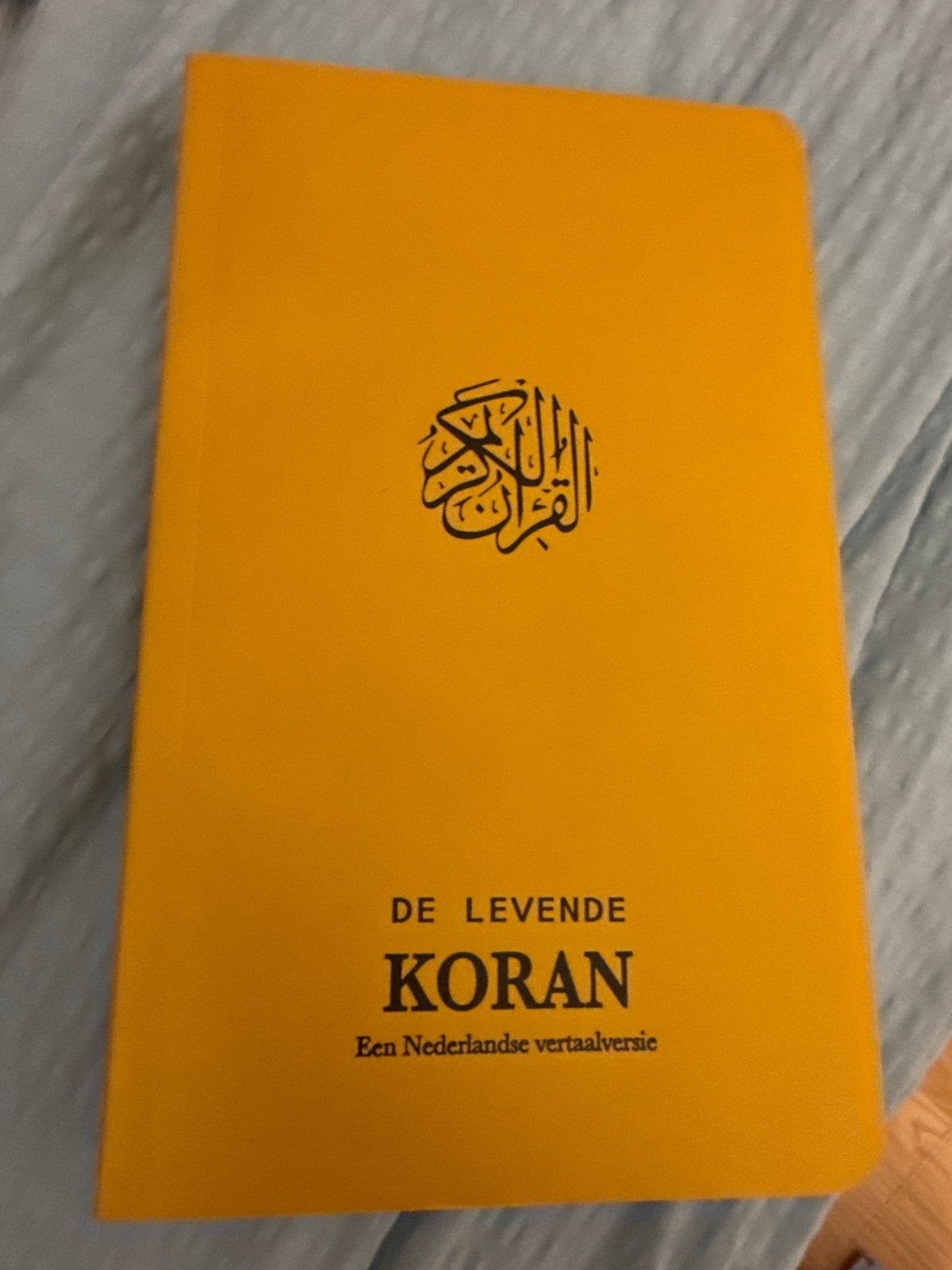 De Levende Koran - Nederlandse vertaalversie, Ophalen of Verzenden, Zo goed als nieuw, Islam