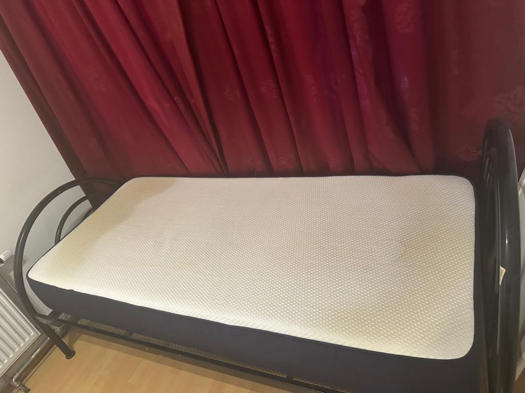 1 persoons bed 90 x 200cm incl matras, Kinderen en Baby's, Ophalen, Gebruikt