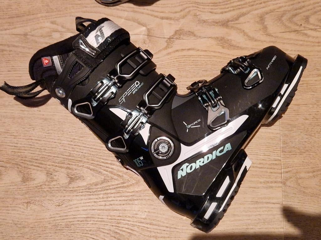 Nordica SpeedMachine 3 Skischoenen, Sport en Fitness, Skiën en Langlaufen, Ophalen of Verzenden