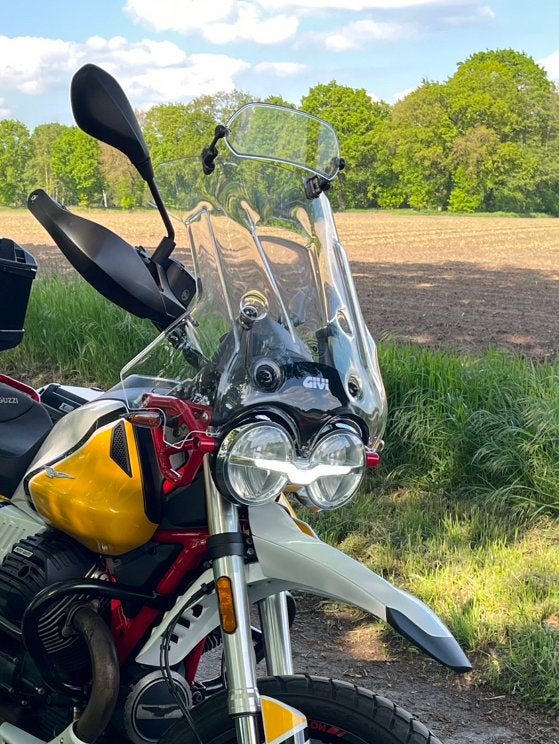 Windscherm givi + verhoging voor V85TT Moto Guzzi, Ophalen of Verzenden
