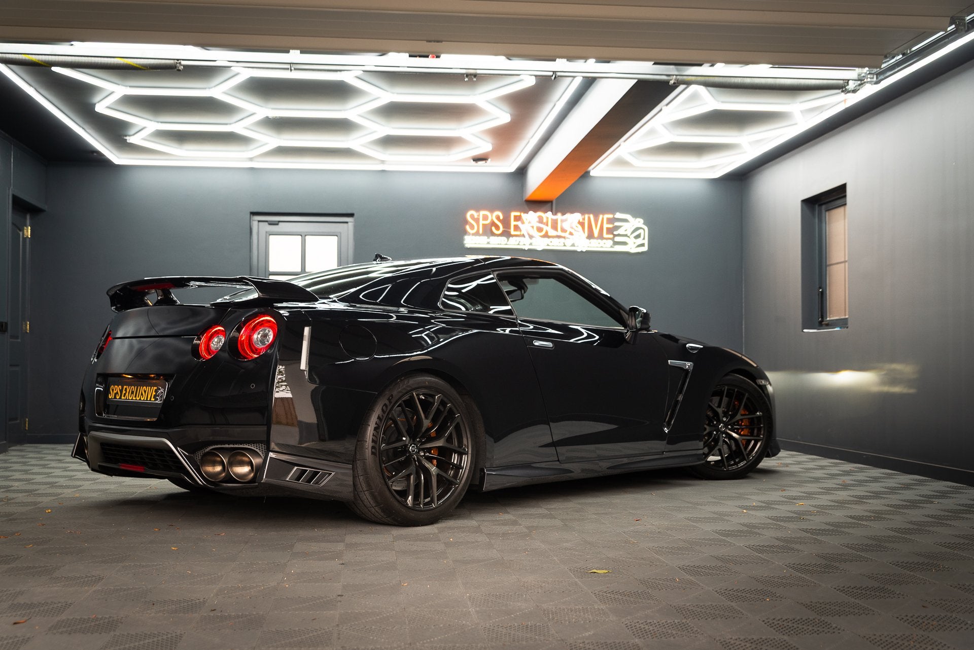 Nissan GT-R 3.8 V6 Black Edition / 1e lak / Bose / Recaro /, Auto's, Automaat, Gebruikt, GT-R, 4 stoelen