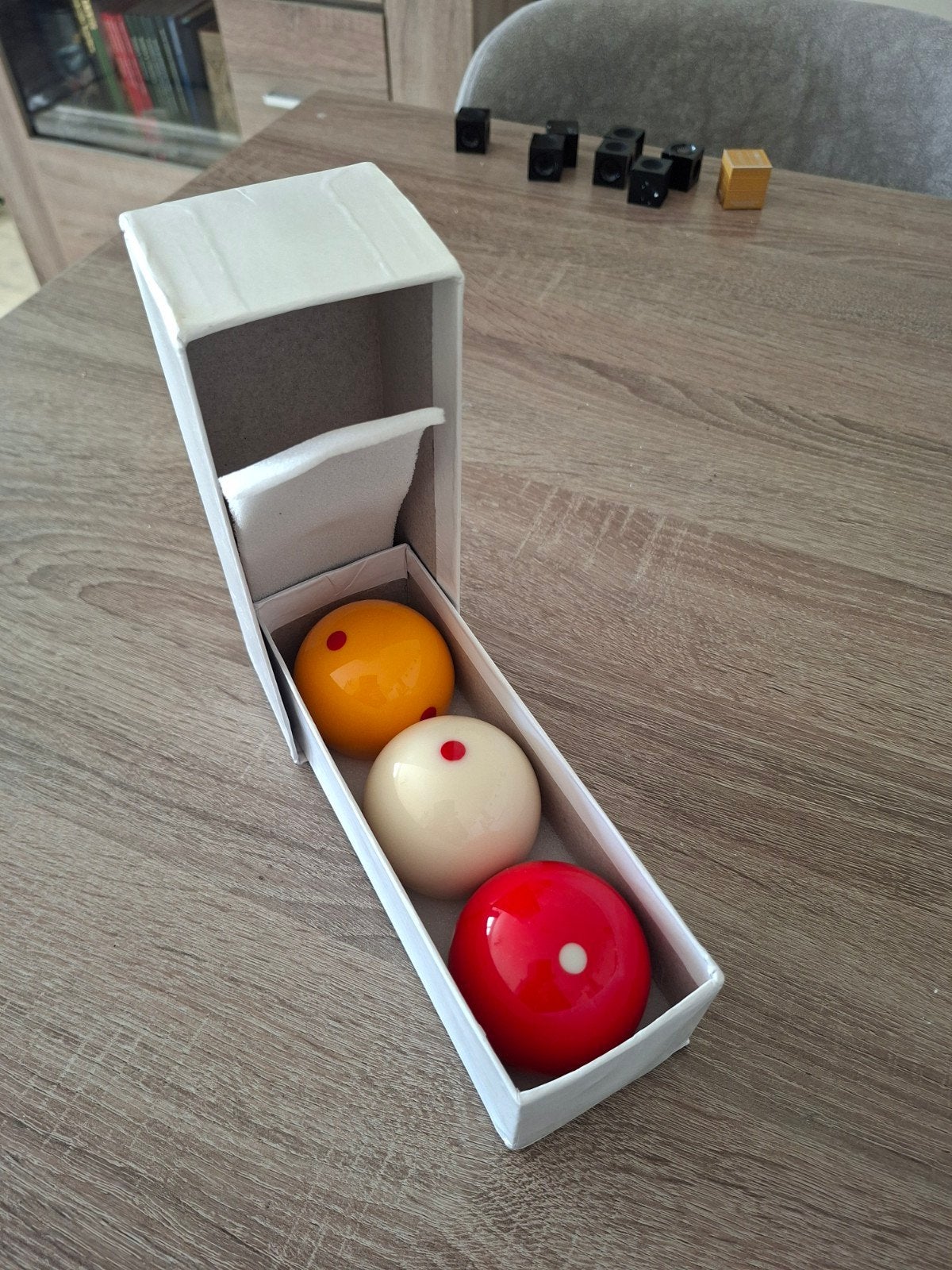 Biljartballen set - Nieuw in doos, Sport en Fitness, Ophalen of Verzenden, Nieuw, Keu of Ballen