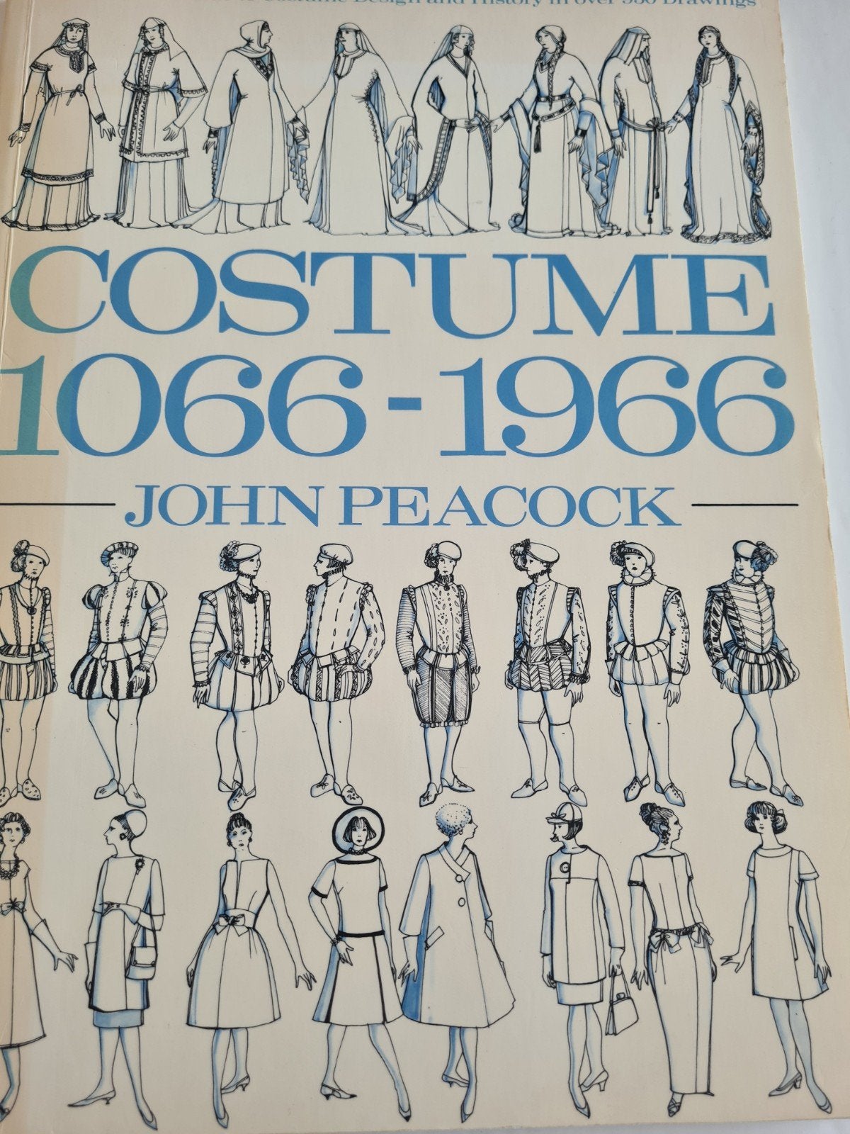 Kostuum 1066-1966 - John Peacock, Ophalen of Verzenden, Gelezen, Overige onderwerpen, John Peacock
