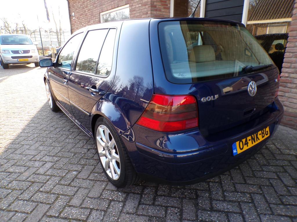 Volkswagen Golf 2.3 V5 Highline, Auto's, Voorwielaandrijving, Stof, Gebruikt, Blauw