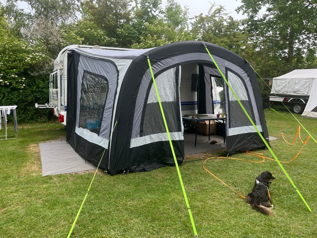 Opblaasbare luifel + zijwanden en voorwand, Caravans en Kamperen, Ophalen, Zo goed als nieuw