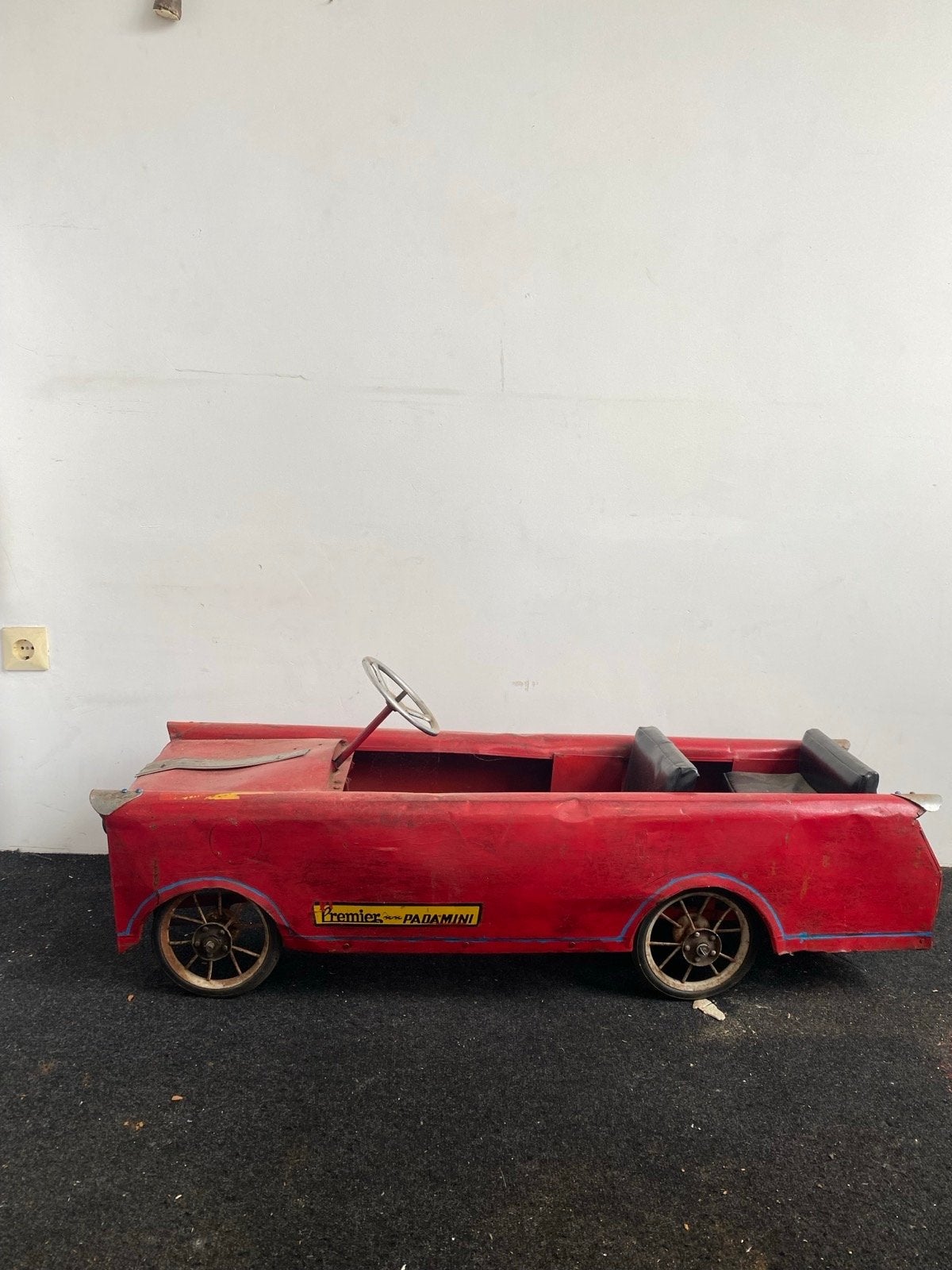 Vintage Premier Padamini Trapauto - Rood, Antiek en Kunst, Ophalen