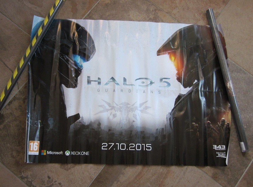poster halo 5 guardians 59x82 cm gaming game shooter heelal, Verzamelen, Posters, Gebruikt, Rechthoekig Liggend, Ophalen of Verzenden