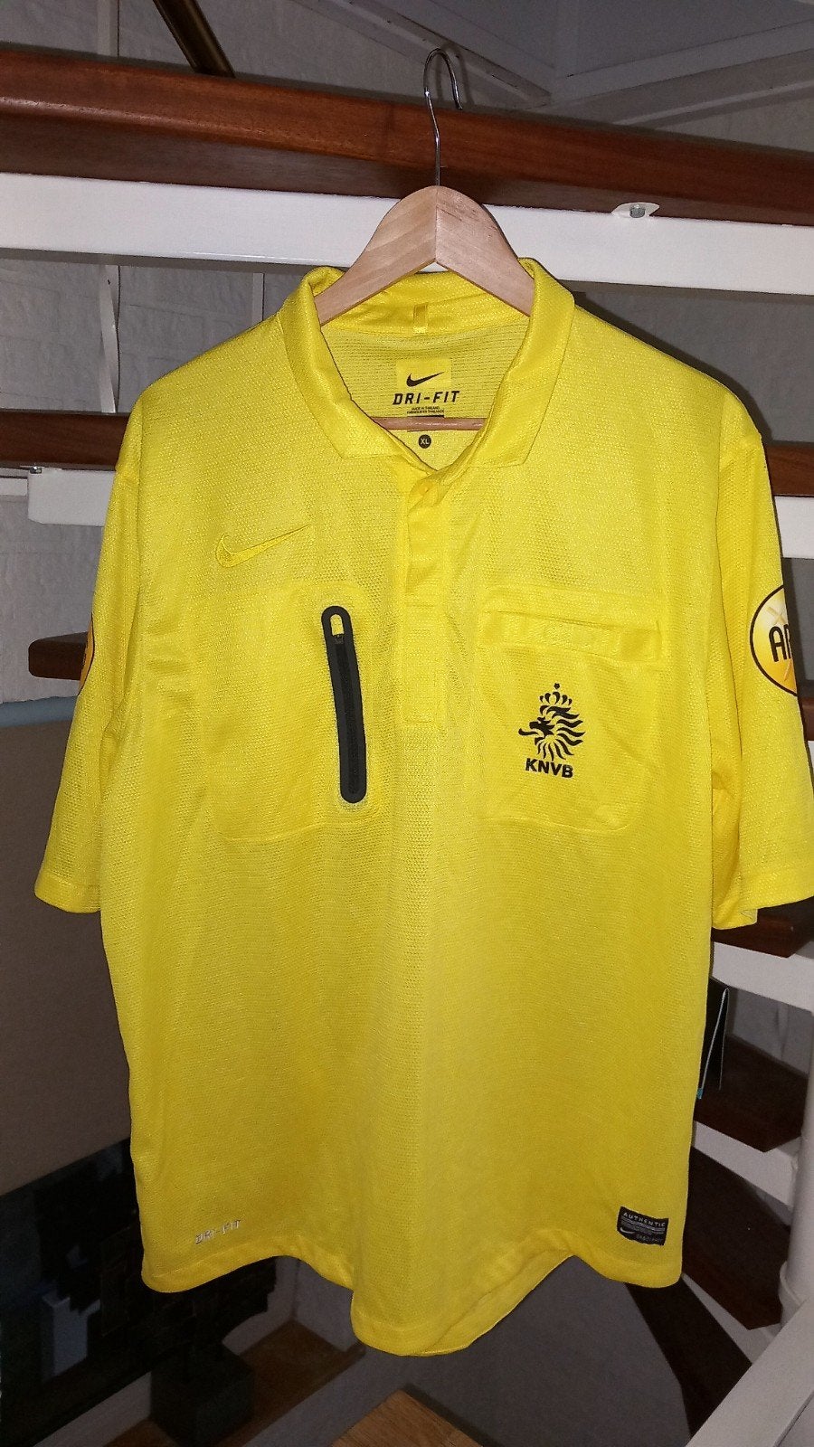 Nike origineel KNVB scheidsrechtersshirt, Kleding | Heren, Sportkleding, Ophalen, Geel, Nike, Voetbal