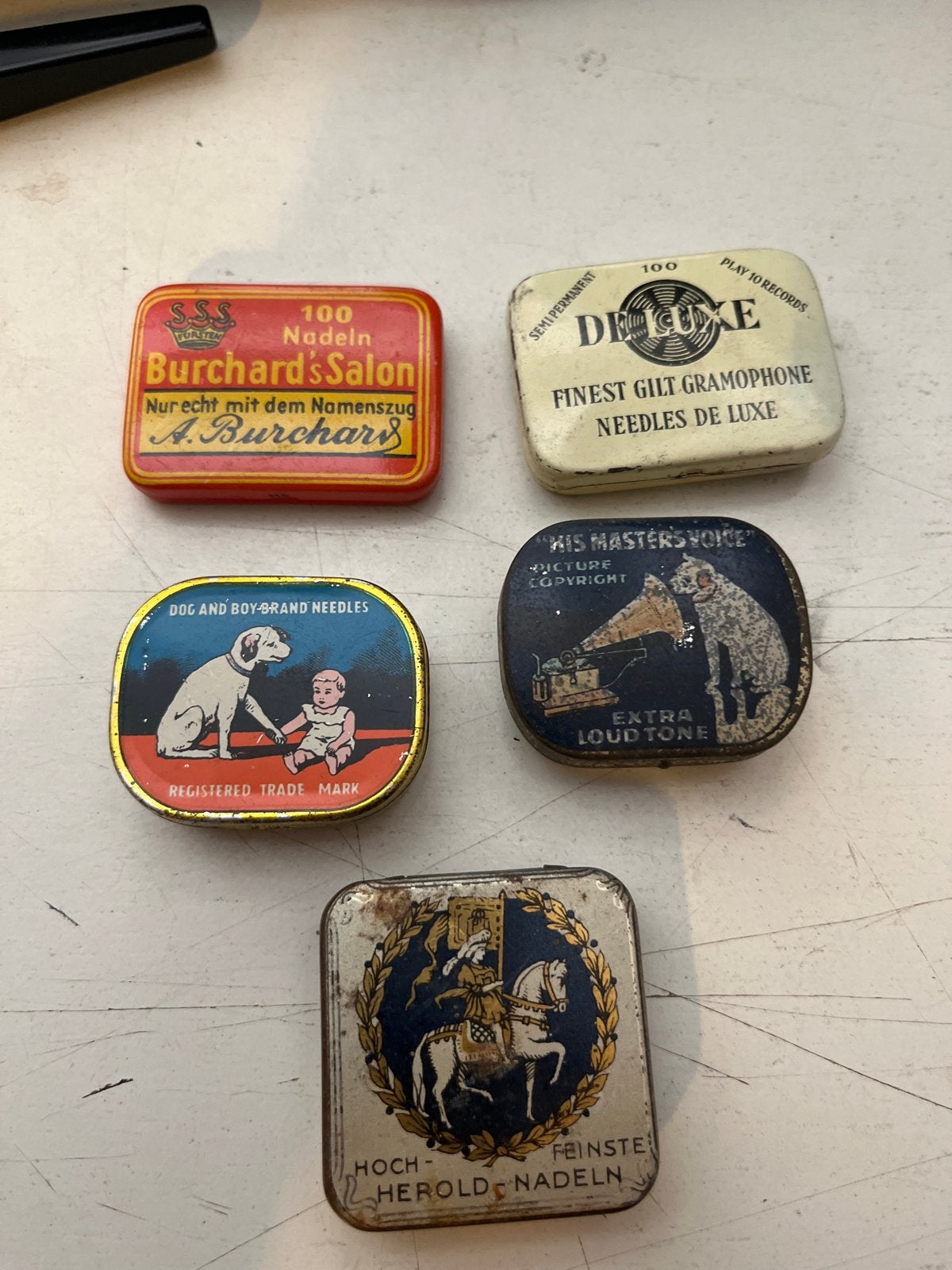 Set van 5 met naalden antieke grammofoonnaaldendoosjes, Antiek en Kunst, Curiosa en Brocante, Verzenden