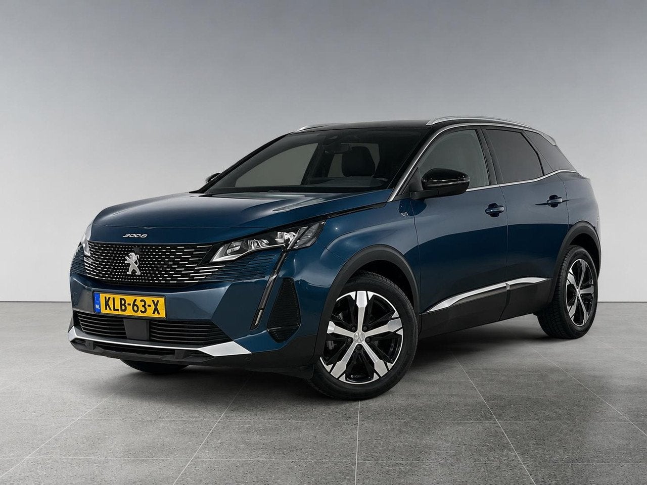 Peugeot 3008 GT 1.2 Turbo 130pk EAT8 | FOCAL HIFI | MASSAGE, Automaat, Gebruikt, Bedrijf, 3 cilinders