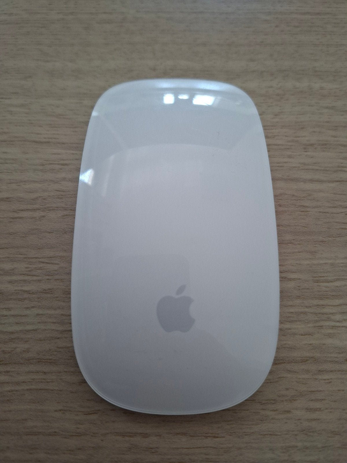 Apple Magic Mouse A1296 zgan, Muis, Ophalen of Verzenden, Zo goed als nieuw, Draadloos