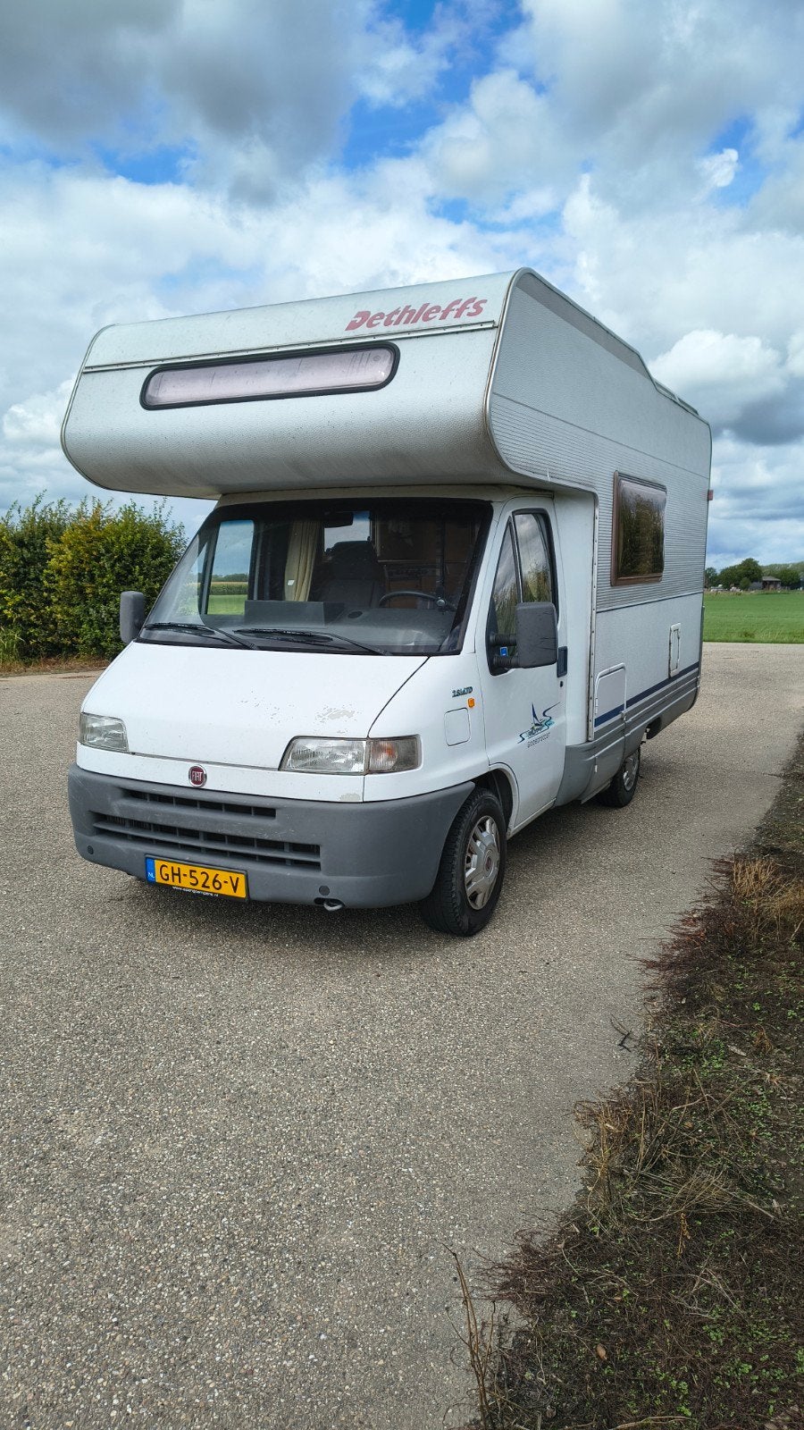 Dethleffs Globetrotter Alkoof Camper - Klaar voor Avontuur!, Ringverwarming, Reservewiel, Fiat, Treinzit
