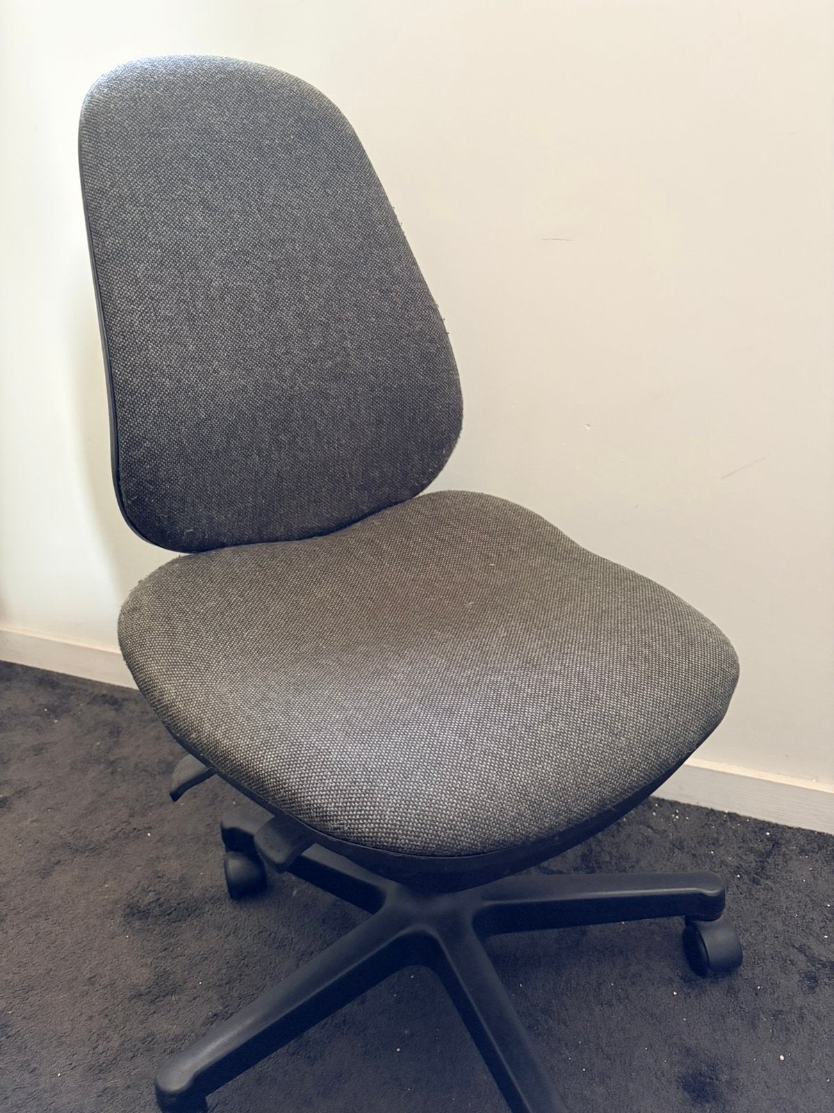 Bureau stoel gratis af te halen!, Huis en Inrichting, Ophalen, Gebruikt, Zwart