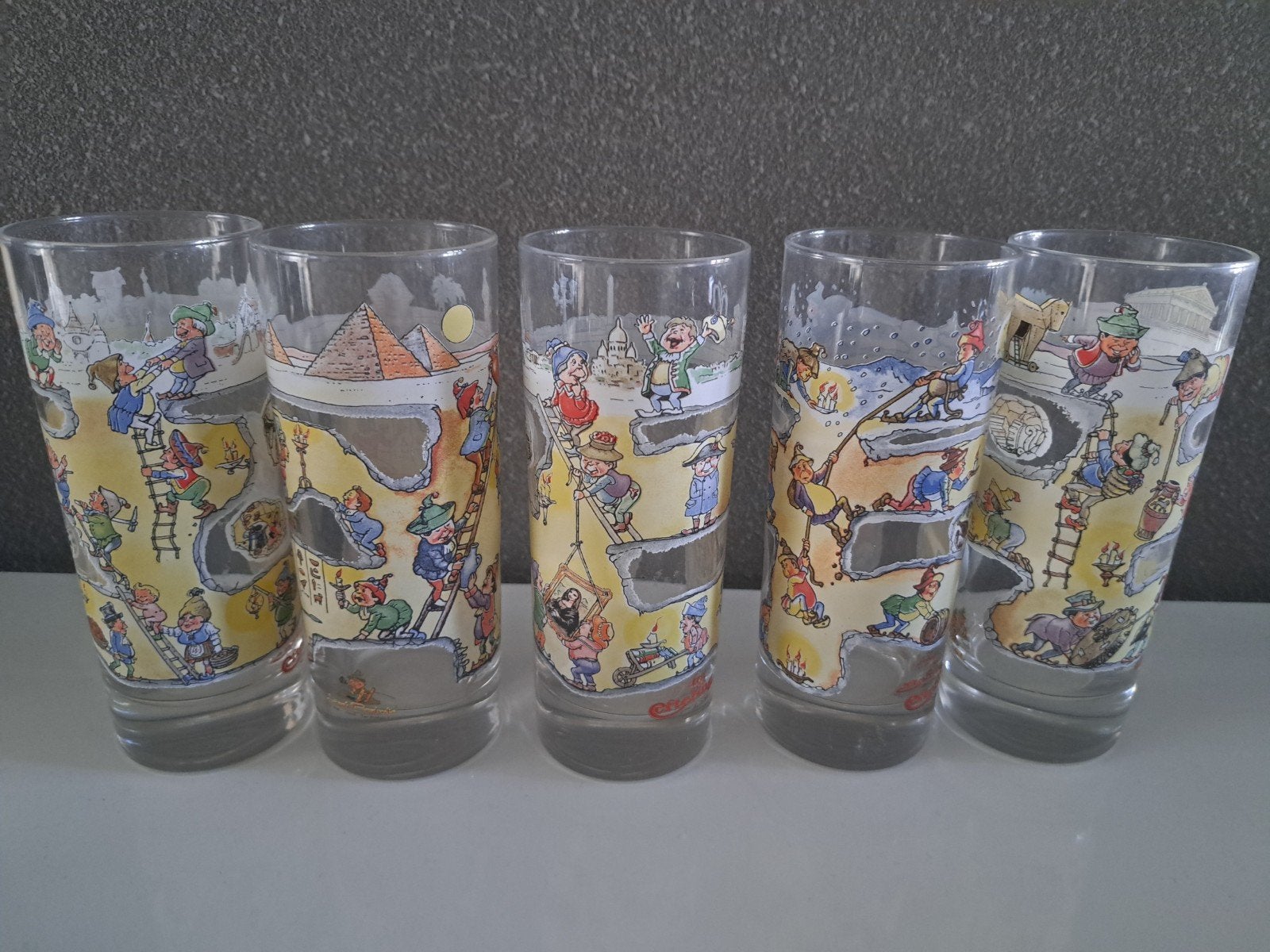 5 longdrinkglazen Lafen Efteling, Ophalen