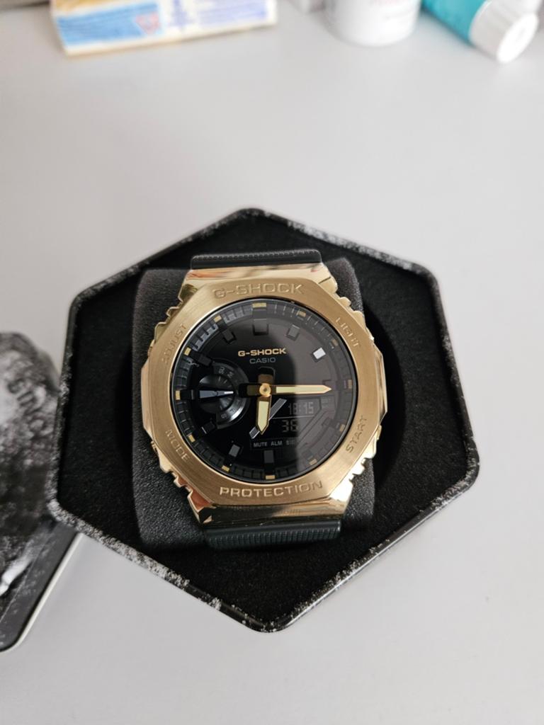 Casio G-SHOCK GM-2100G 1A9ER -  Nieuw!, Sieraden, Tassen en Uiterlijk, Horloges | Heren, Ophalen of Verzenden