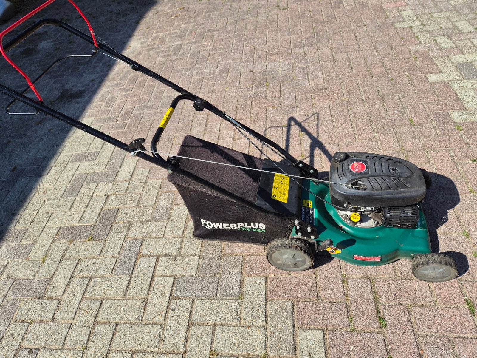 powerplus zelfrijdende grasmaaier., Tuin en Terras, Ophalen, Cirkelmaaier, Gebruikt, Opvangbak