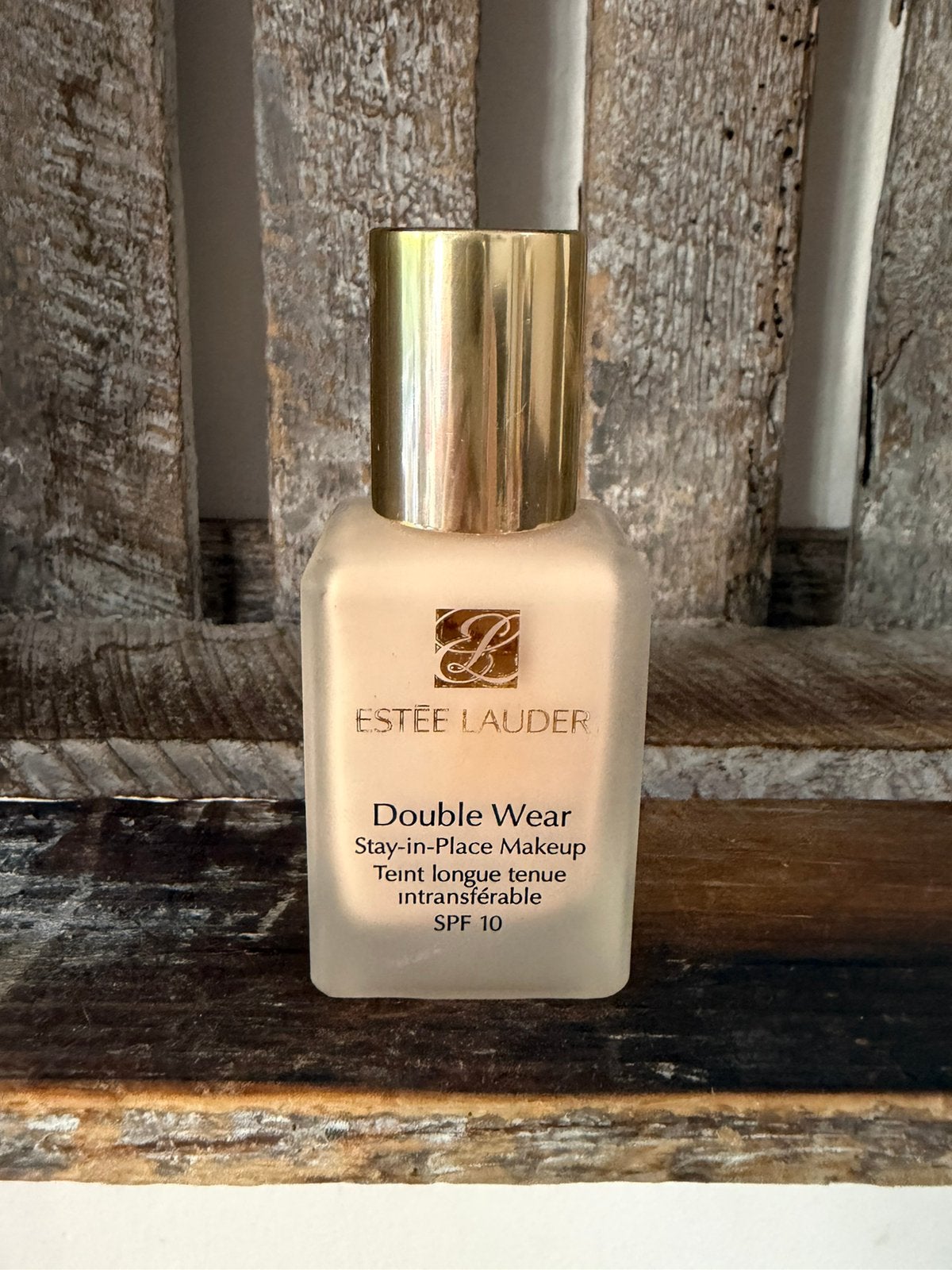 Estee Lauder Double Wear Foundation 1C0, Ophalen of Verzenden, Zo goed als nieuw, Beige, Gehele gezicht