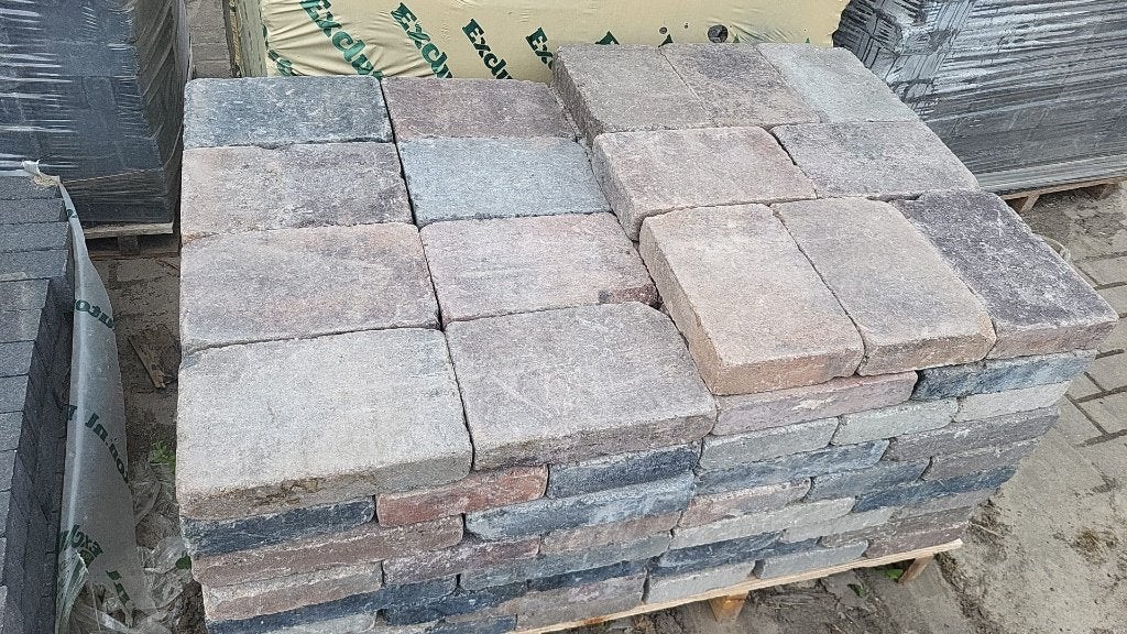8.16m2 restpartij getrommelde betonstenen 20x30x6cm, Tuin en Terras, Ophalen, 5 tot 10 m², Zo goed als nieuw, Beton