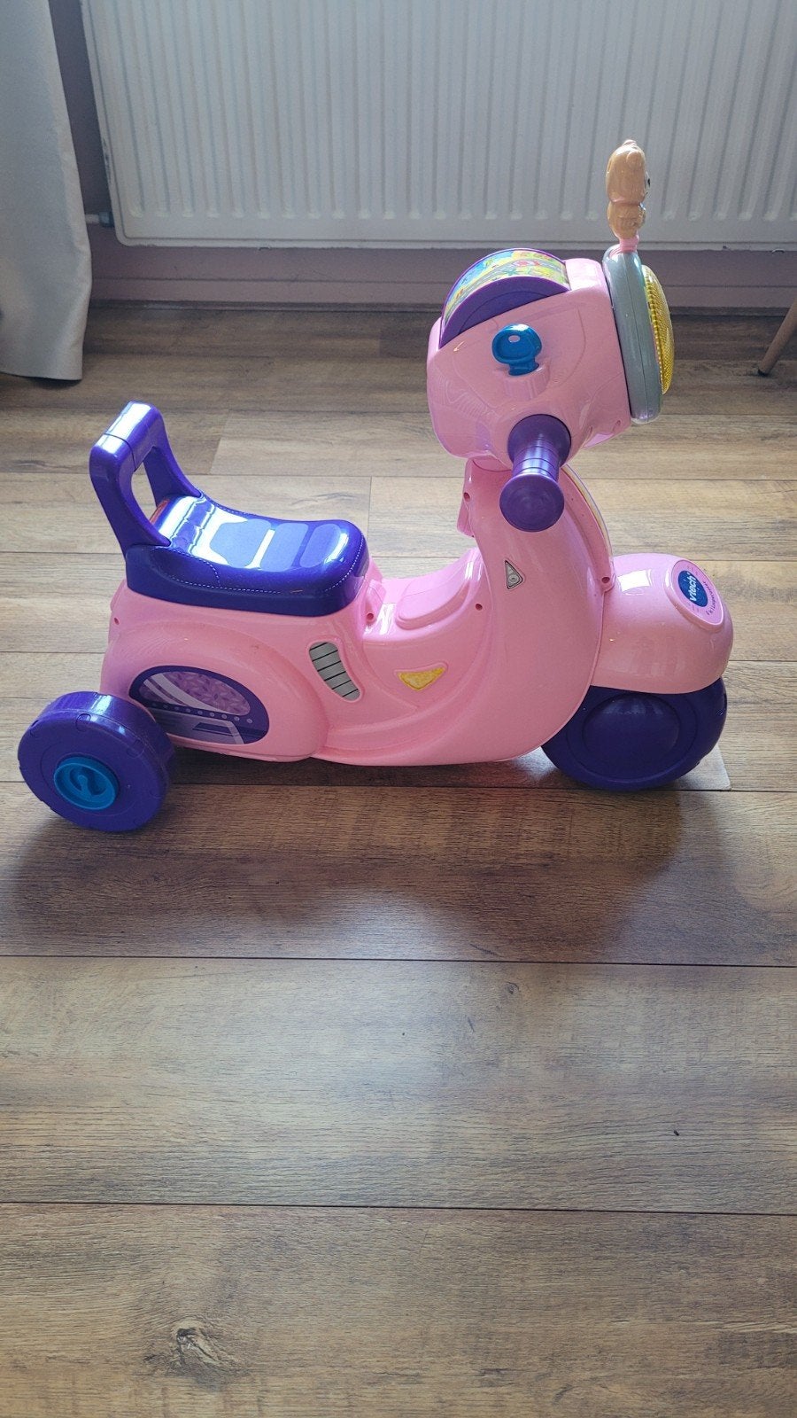 VTech Roze Loopscooter met Geluid en Licht, Kinderen en Baby's, Ophalen, Gebruikt, 6 maanden tot 2 jaar