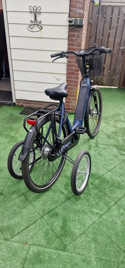 Swinging Wheels, Ophalen of Verzenden, Zo goed als nieuw