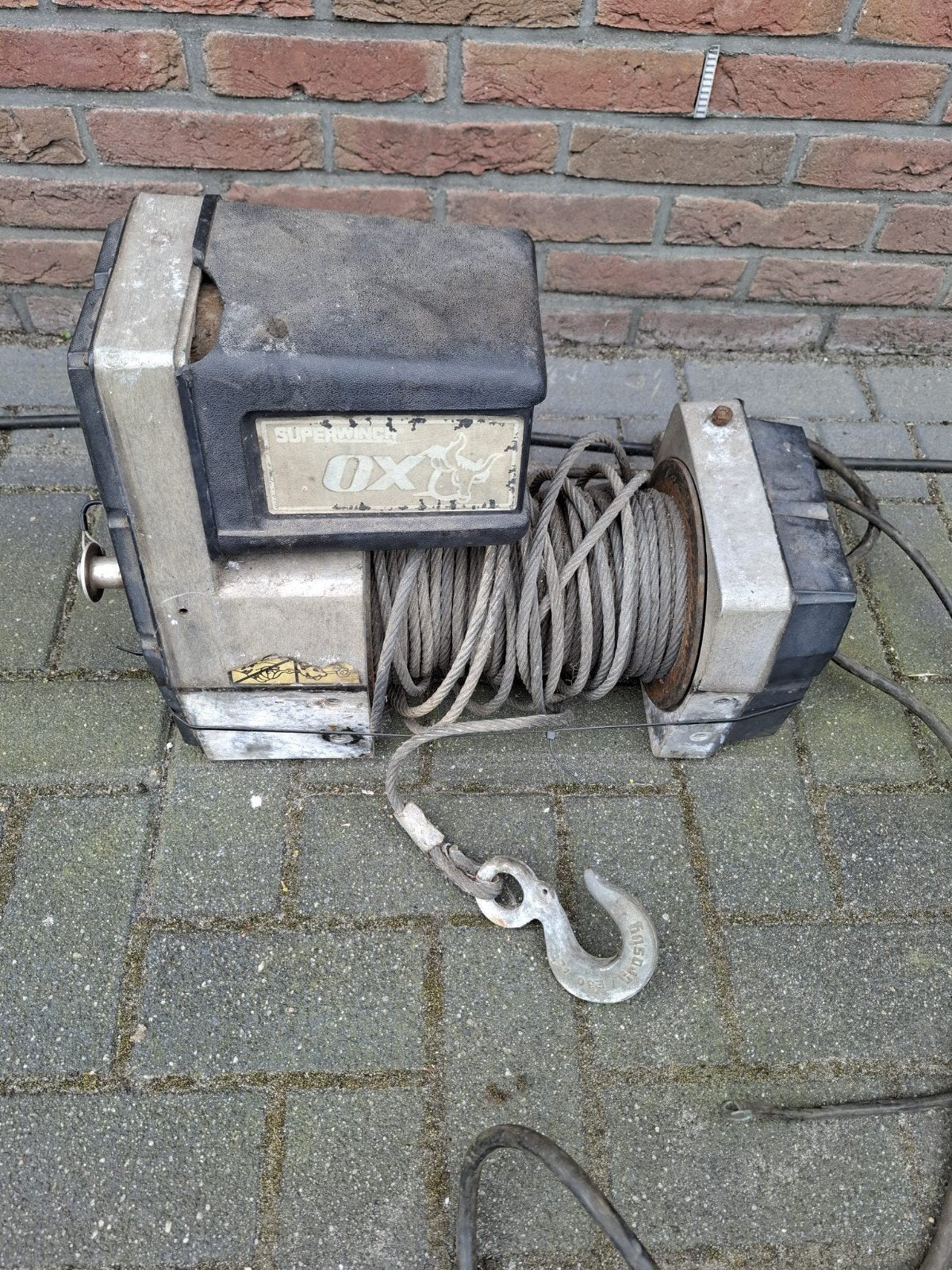 zware 24volts lier 3600 kg, Ophalen, Gebruikt