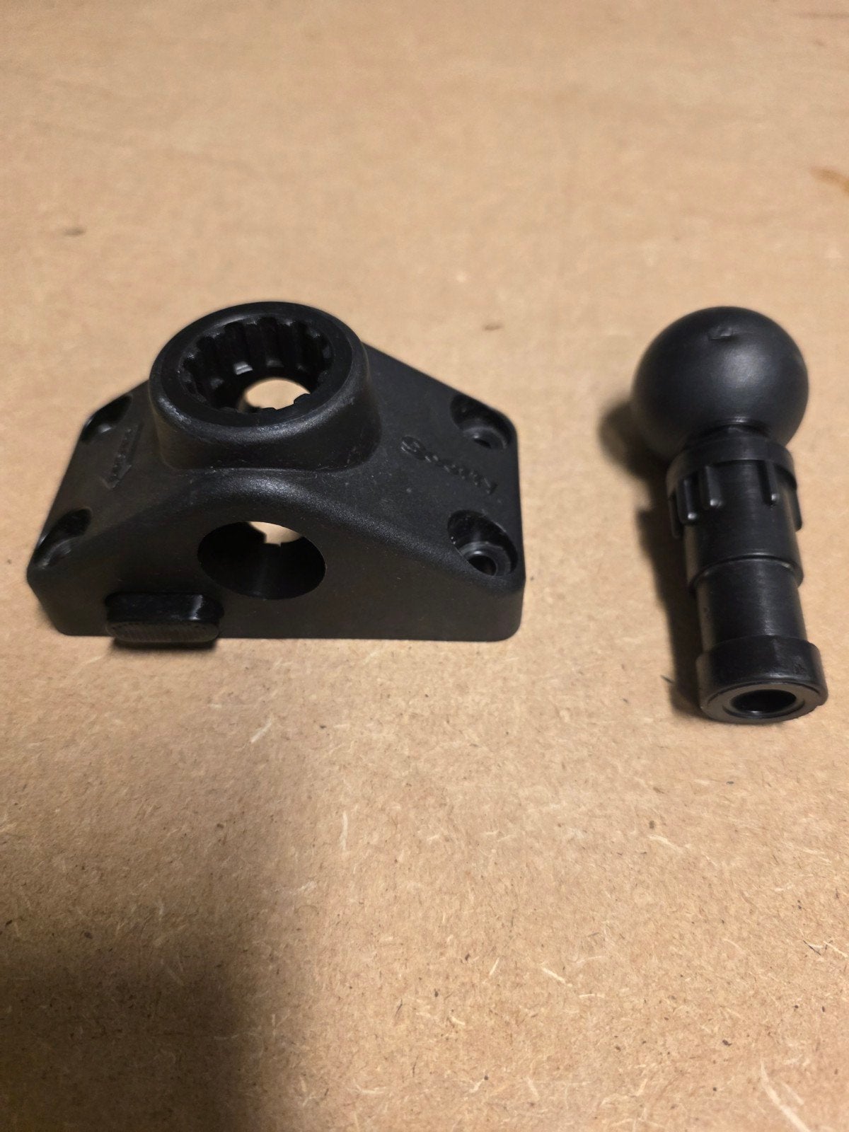 Scotty Ball met Post 1,5 inch en scotty blok, Ophalen, Zo goed als nieuw
