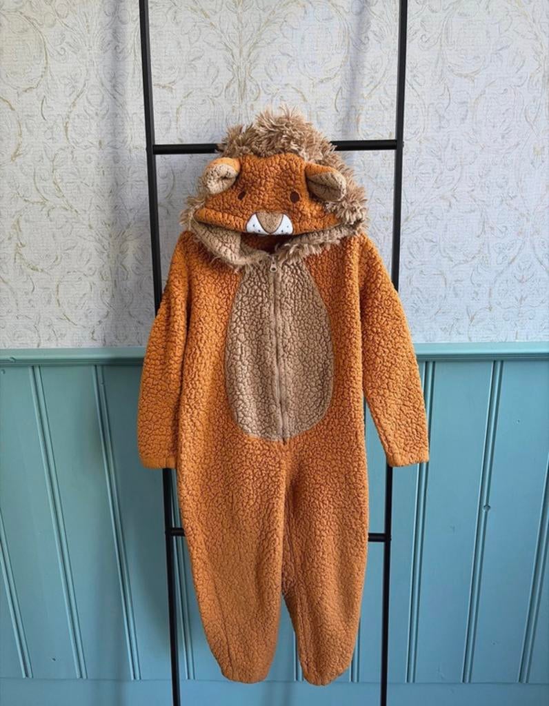 Leeuwen onesie 110, Ophalen of Verzenden, Zo goed als nieuw, Jongen of Meisje