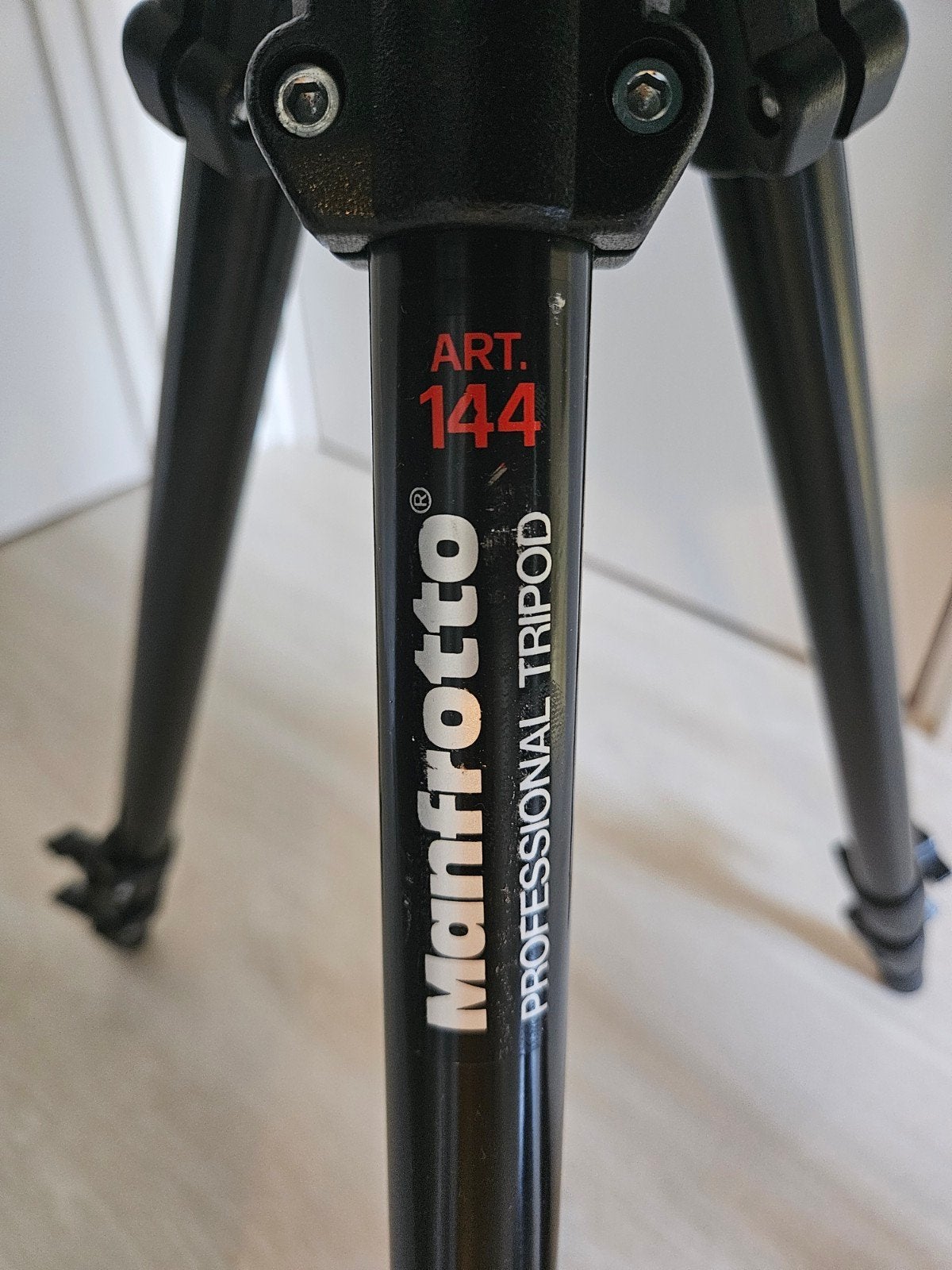 Manfrotto Professional Statief 144 met snelkoppeling, Ophalen, Gebruikt, Driepoot, 150 tot 175 cm