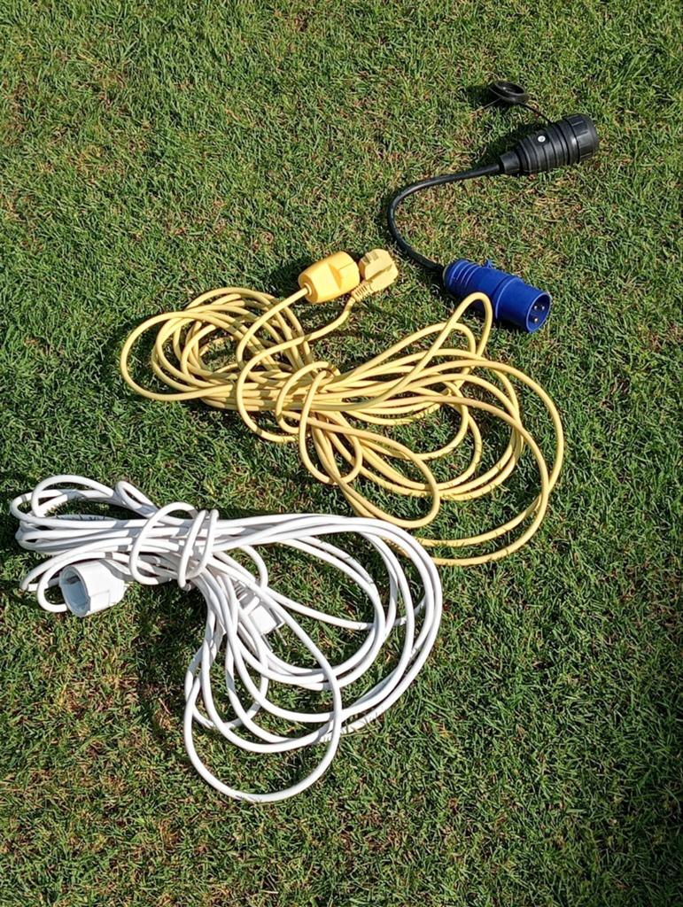 Diverse verlengkabels en adapters voor Camping, Caravans en Kamperen, Ophalen of Verzenden, Gebruikt