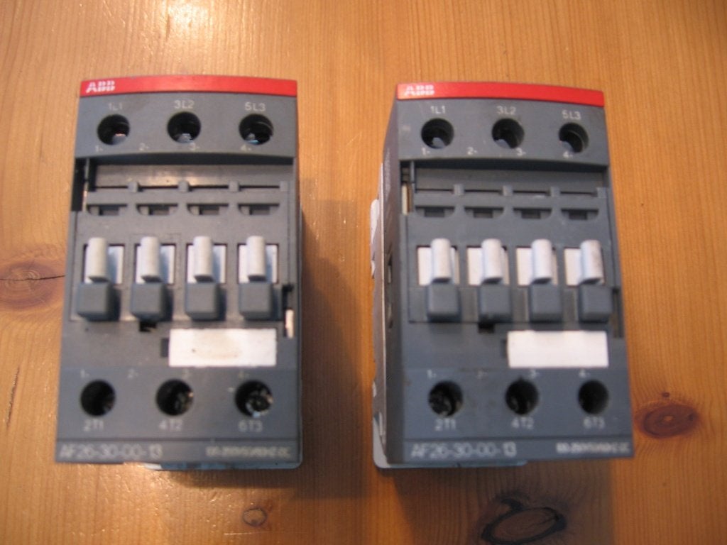 ABB magneetschakelaar AF26-30-00-13 relais., Verzenden, Gebruikt