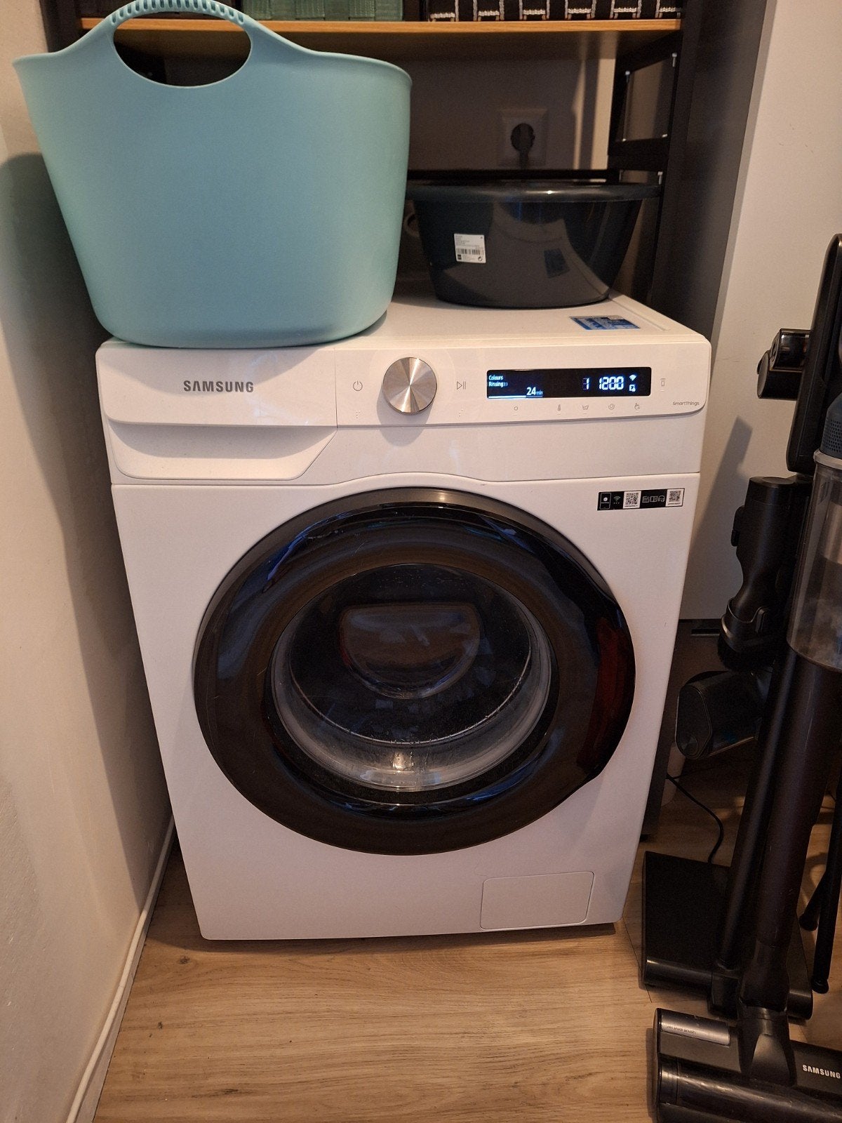Smart washing machine Samsung, Ophalen, 1200 tot 1600 toeren