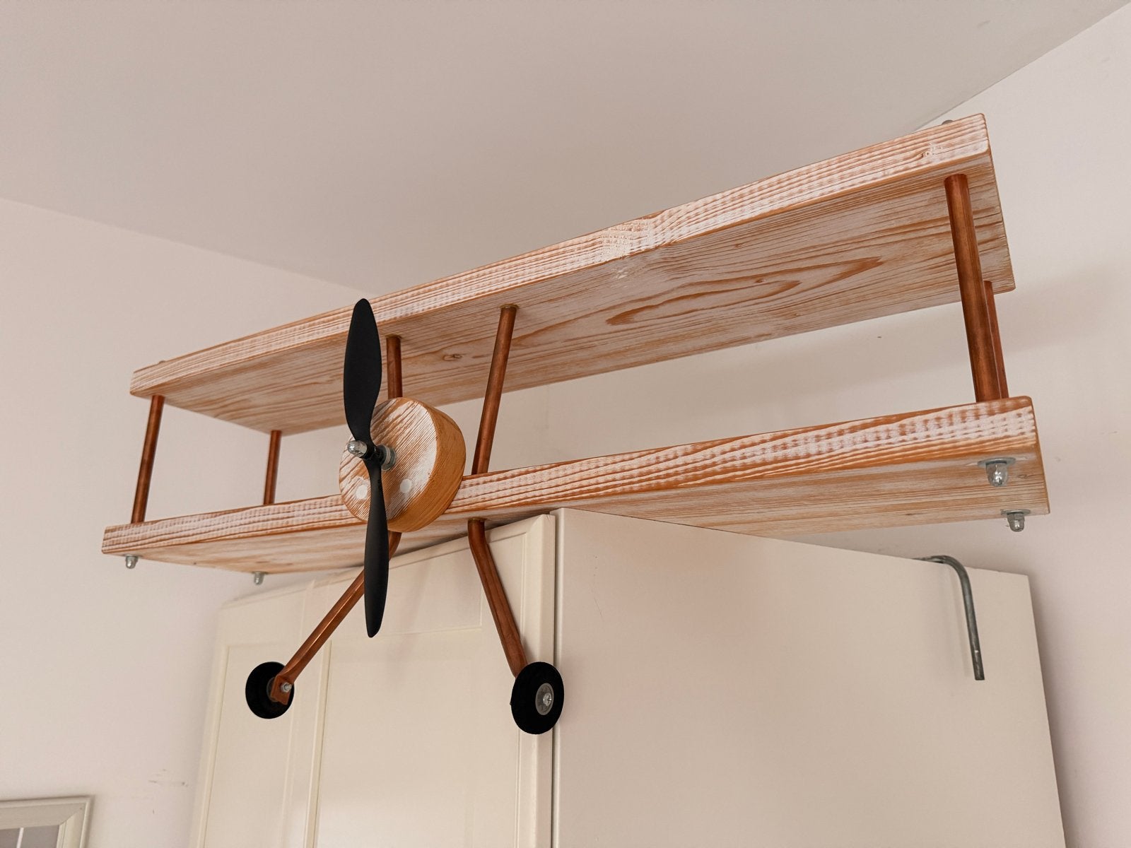 Houten Vliegtuig Wandplank - Unieke Decoratie, Zo goed als nieuw, Ophalen, Overige merken, Groter dan 1:32