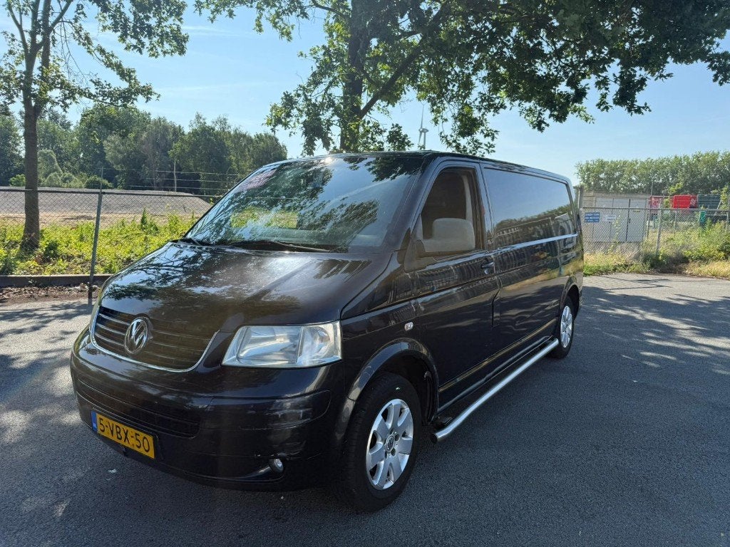 Volkswagen Transporter  2.5 D 96KW AUT 2009 ZO INEGRUILD, Auto's, Euro 5, Zwart, Volkswagen, 2500 kg