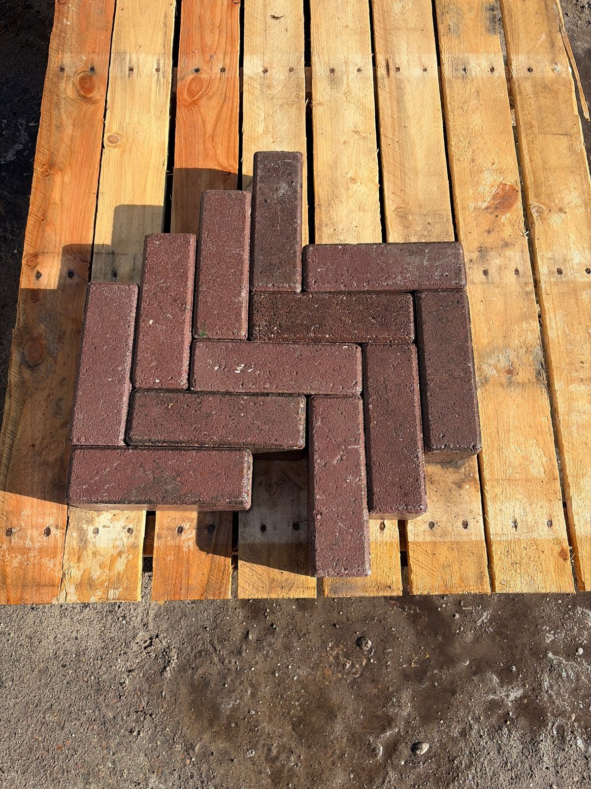 Dikformaat Klinkers Heidekleur 8 cm dik - 100 m2, Gebruikt, Klinkers, Ophalen of Verzenden, 10 m² of meer