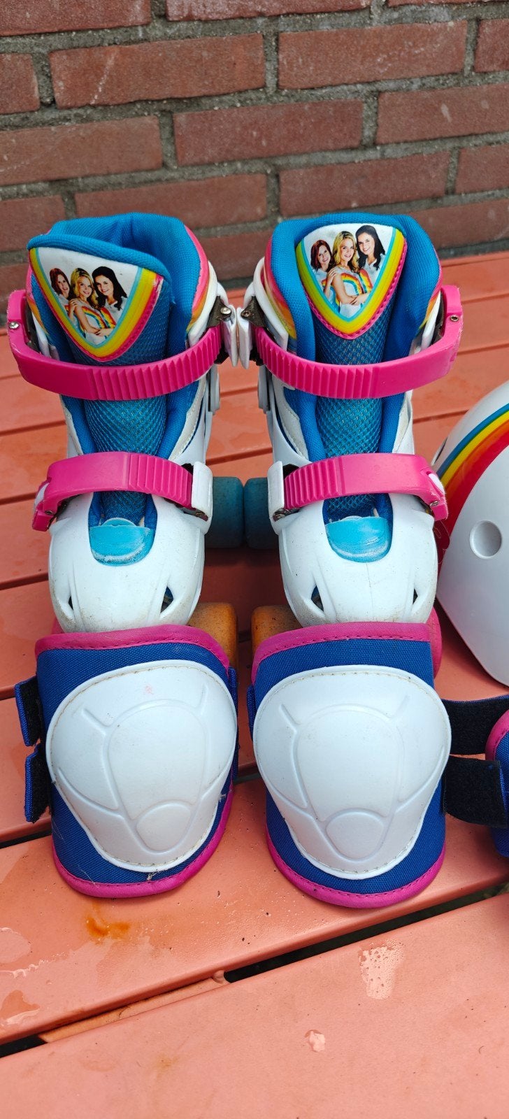K3 rolschaatsen set met beschermers en helm (maat 31/34), Ophalen, Kinderen, Verstelbaar, Gebruikt