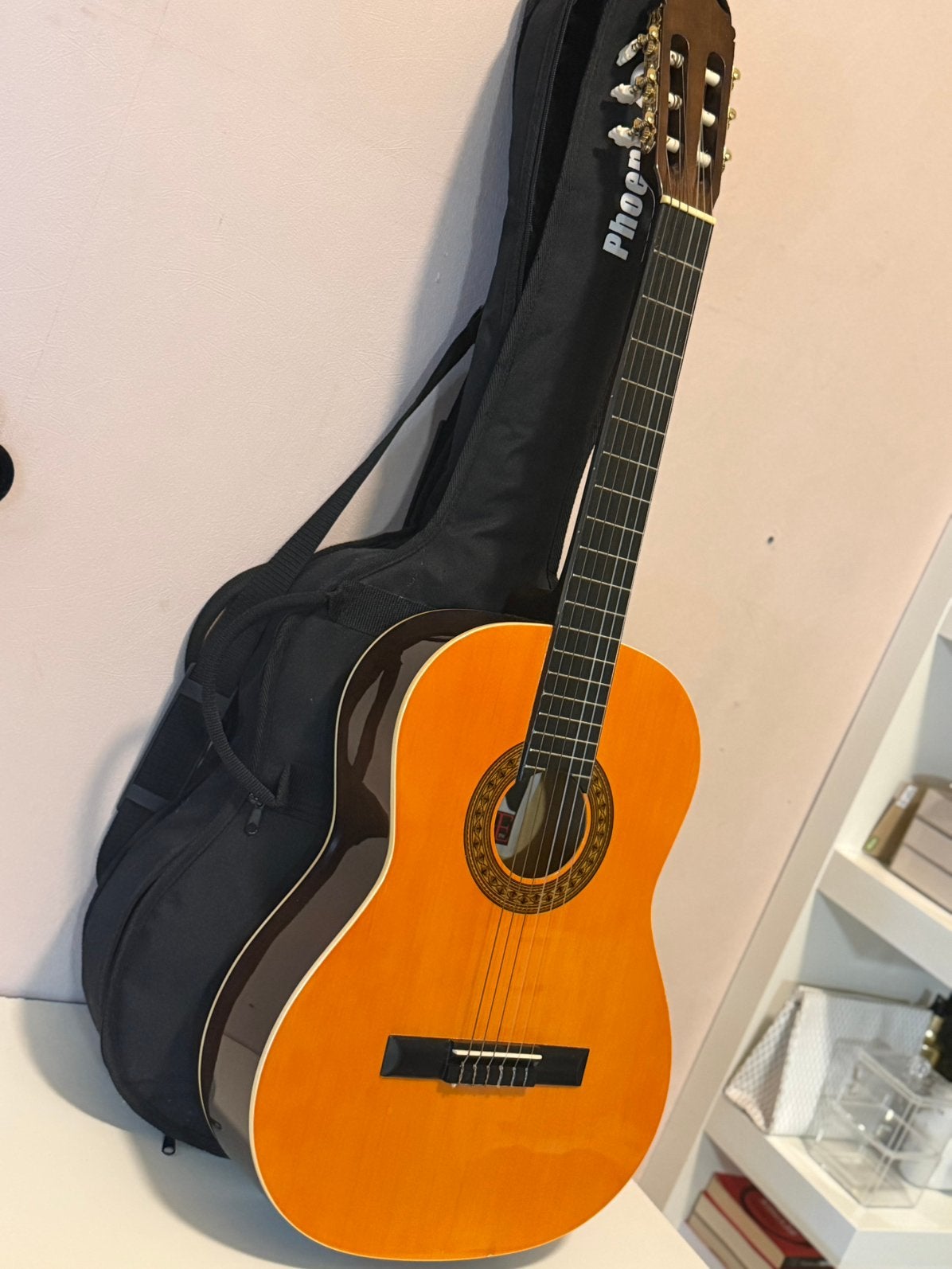 Klassieke gitaar met draagtas, Muziek en Instrumenten, Ophalen, Zo goed als nieuw, Klassieke of Spaanse gitaar