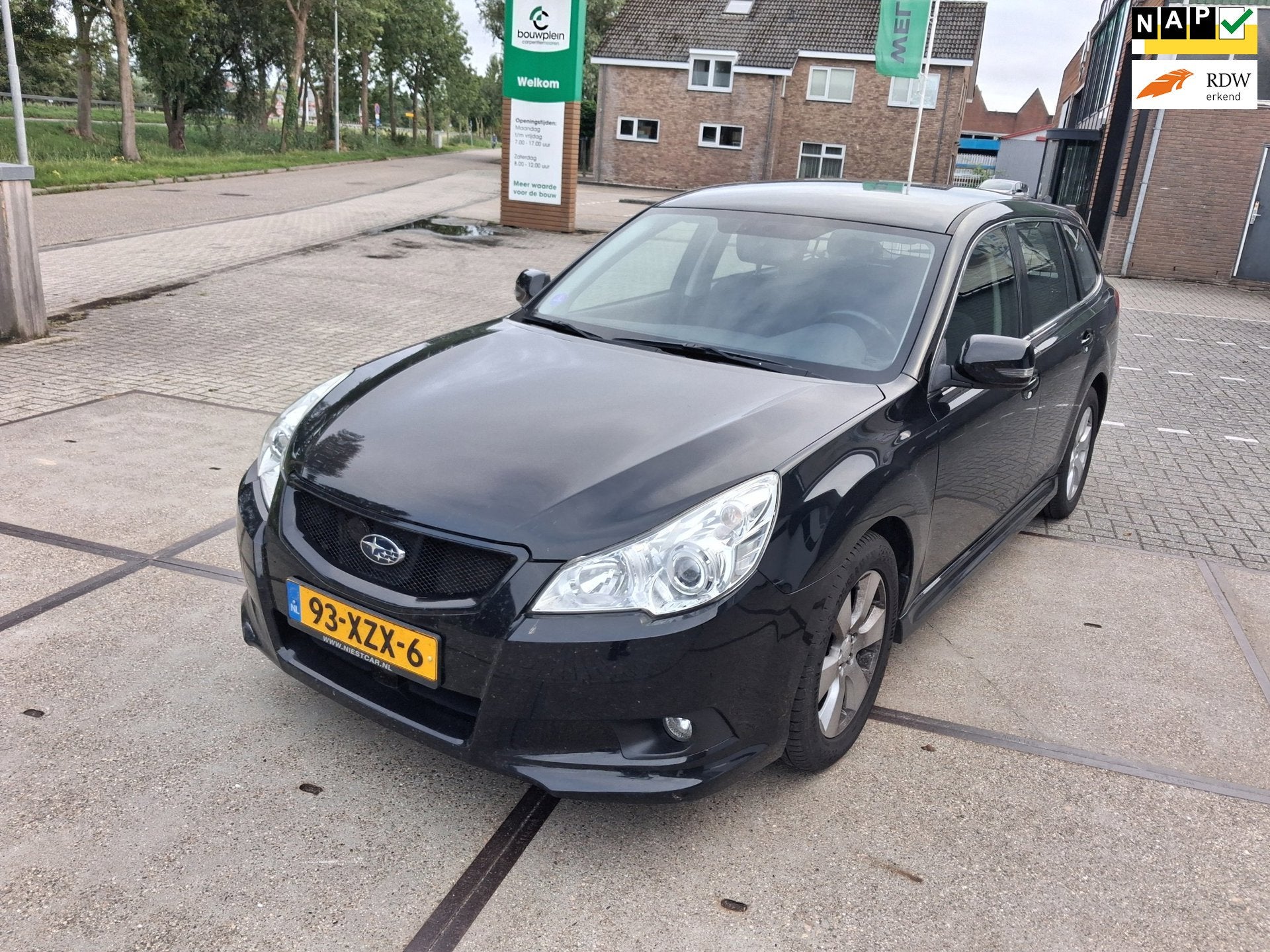 Subaru Legacy Touring Wagon 2.0i Intro ((( goedonderhouden ), Auto's, Euro 5, Gebruikt, 4 cilinders, Origineel Nederlands