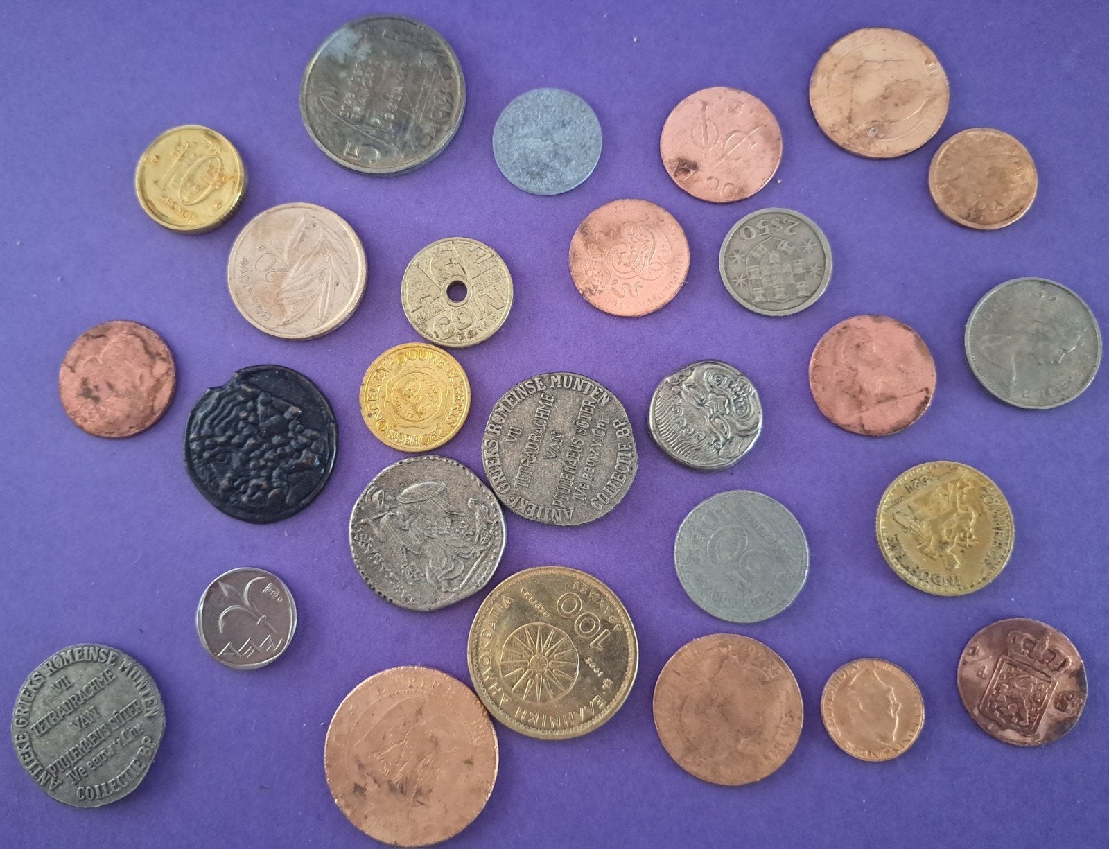 26 metalen munten uit boedel - diverse soorten, Ophalen of Verzenden, Overige waardes, Setje