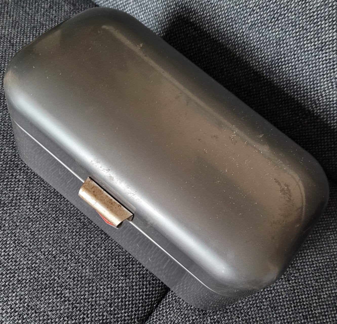 Wesco broodtrommel 43 x 25 cm in goede staat bread box, Ophalen of Verzenden, Zo goed als nieuw
