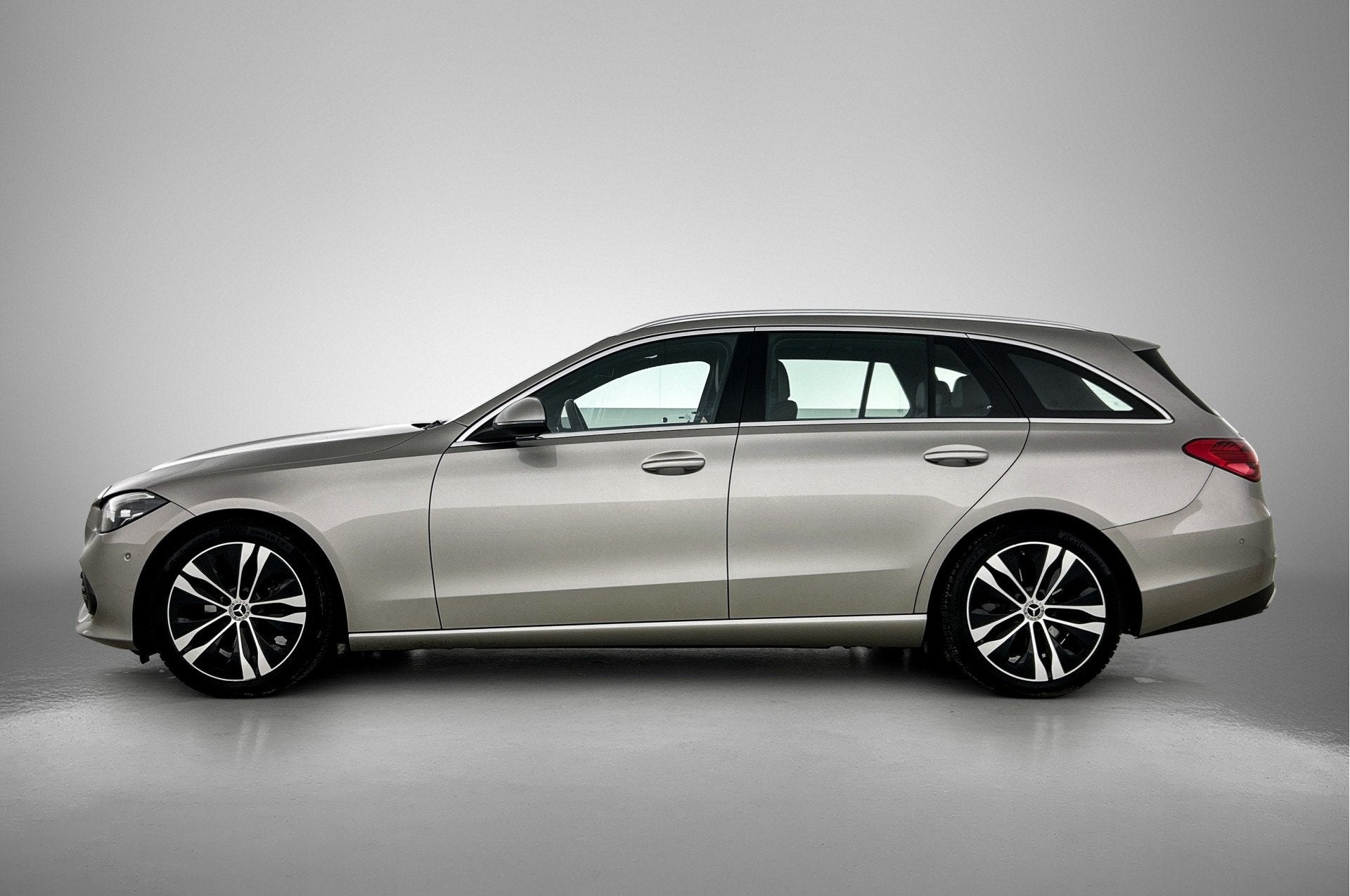 Mercedes-Benz C-Klasse Estate 180 Luxury Line Trekhaak | Ala, Automaat, 12 maanden, Leder en Stof, Origineel Nederlands